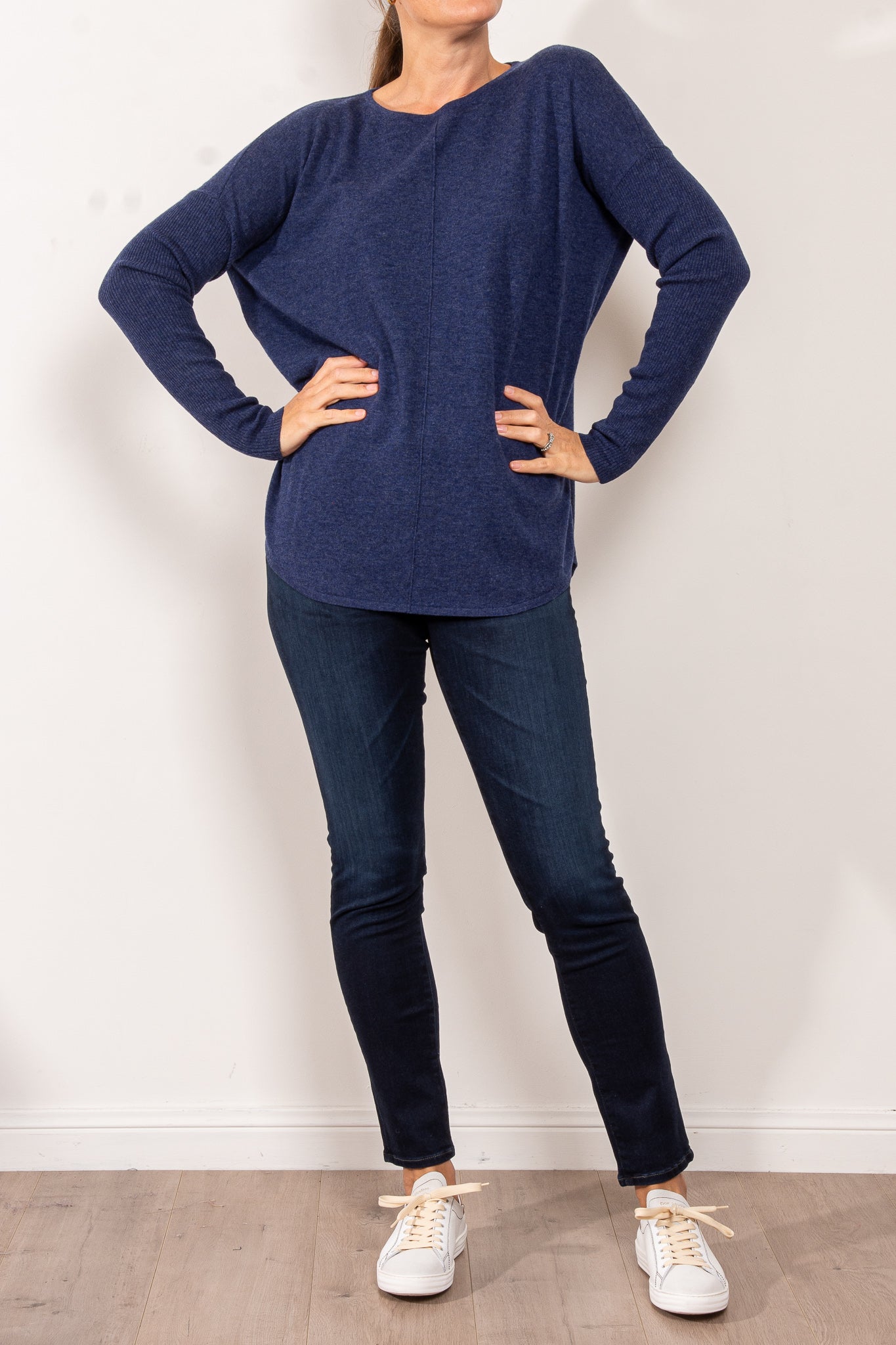 Bridge & Lord Curved Hem Crew Neck Sweater for Women - Soft Knit Pullover for Casual Wear & Office Outfits