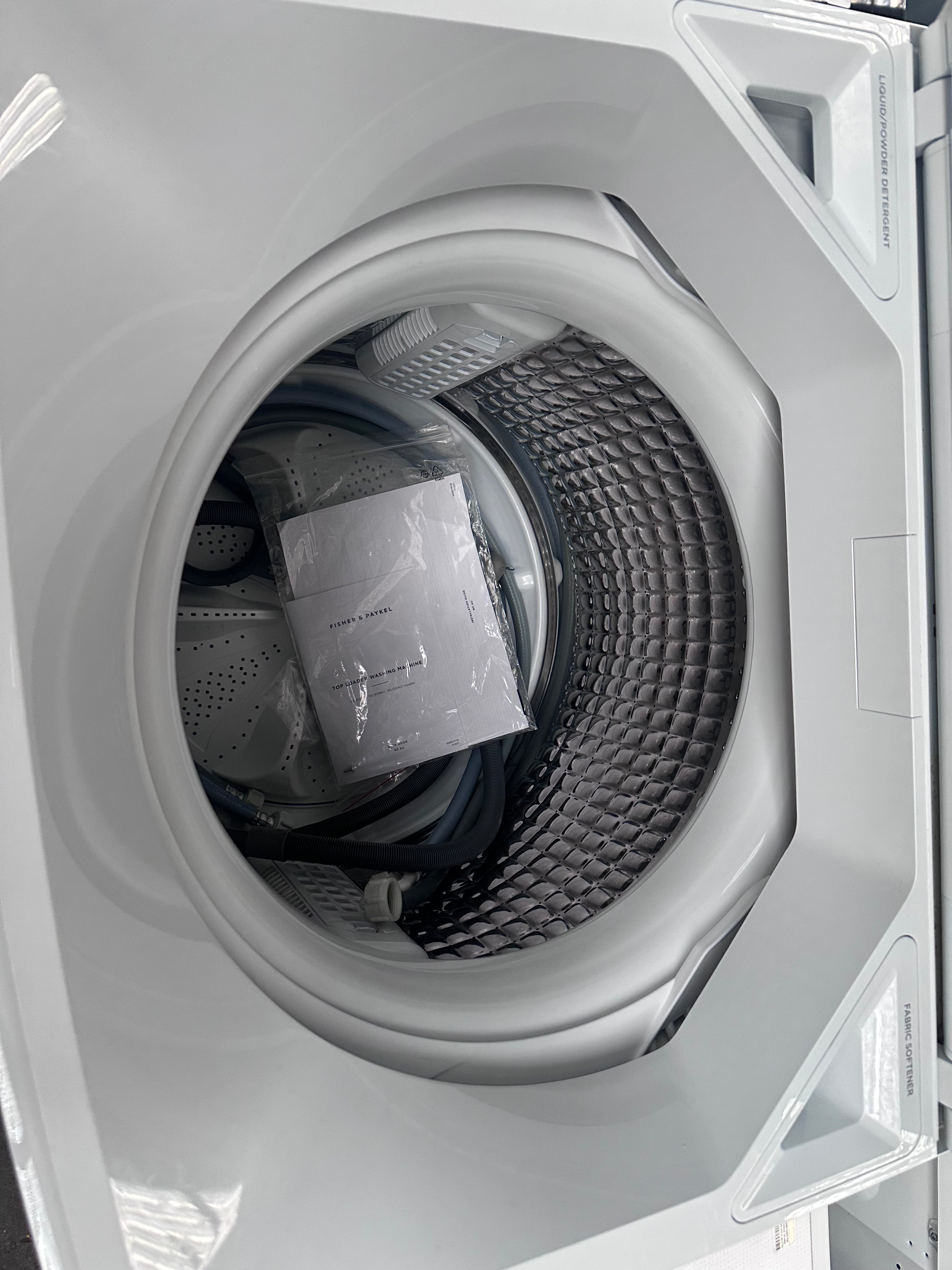 Fisher & Paykel WL1064G1 10kg Top Load Washing Machine - Series 5 Factory Second | Great for Large Families & Laundry Rooms | Energy Efficient & Space Saving Design