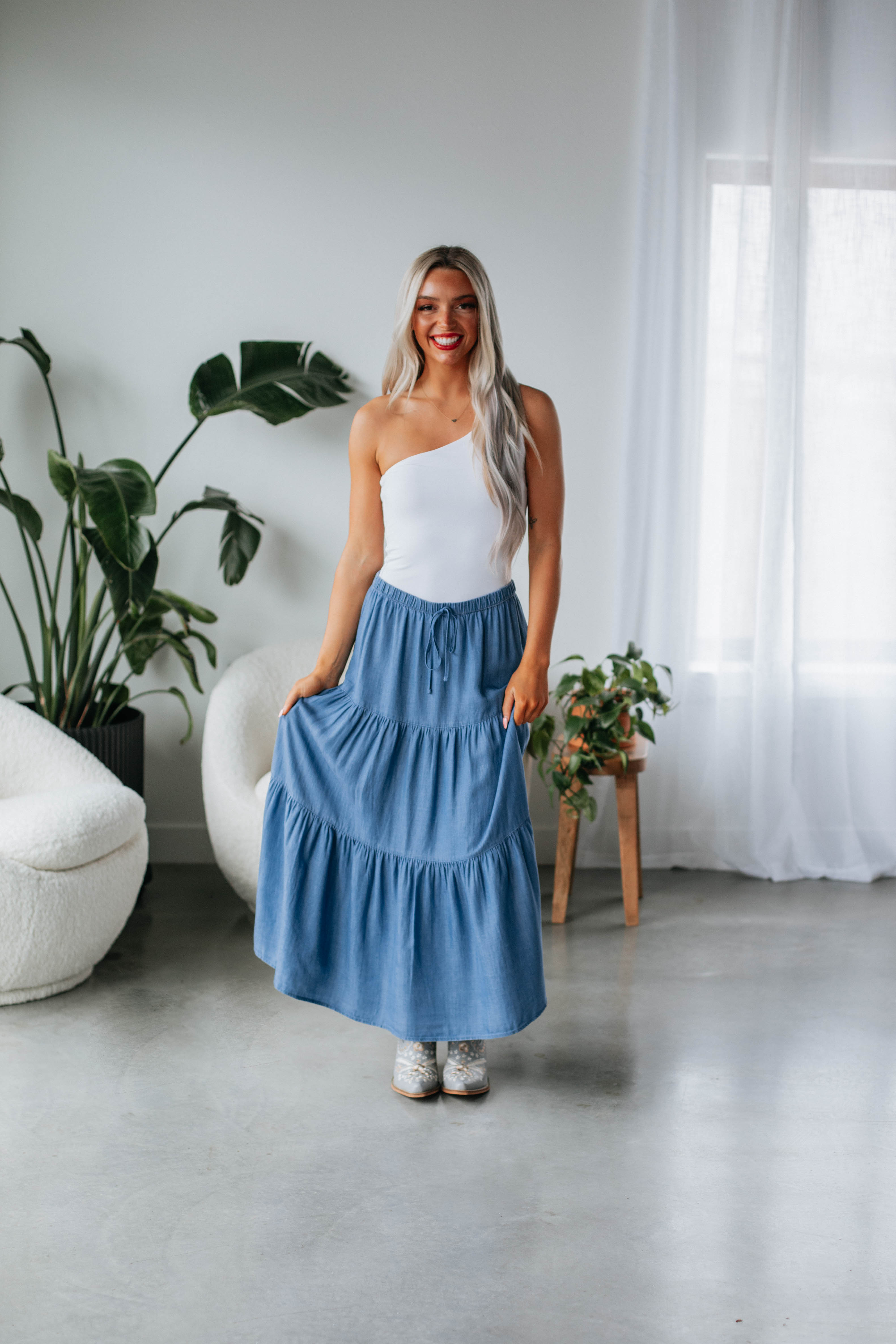 Stylish Beth Midi Skirt for Women - Flowy A-Line Skirt with Pockets - Perfect for Casual Outfits, Office Wear & Date Nights