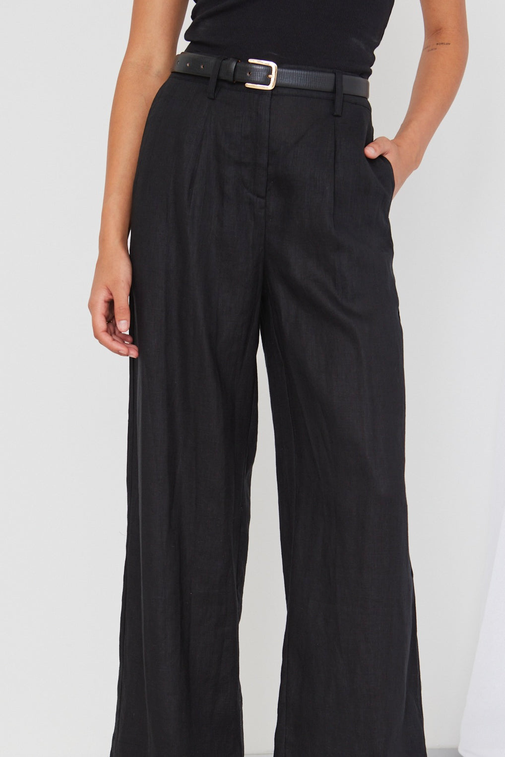 Stylish Island Black Linen Pleat Front Wide Leg Pants for Women - Comfortable Summer Casual Trousers for Beach, Office & Vacation Wear