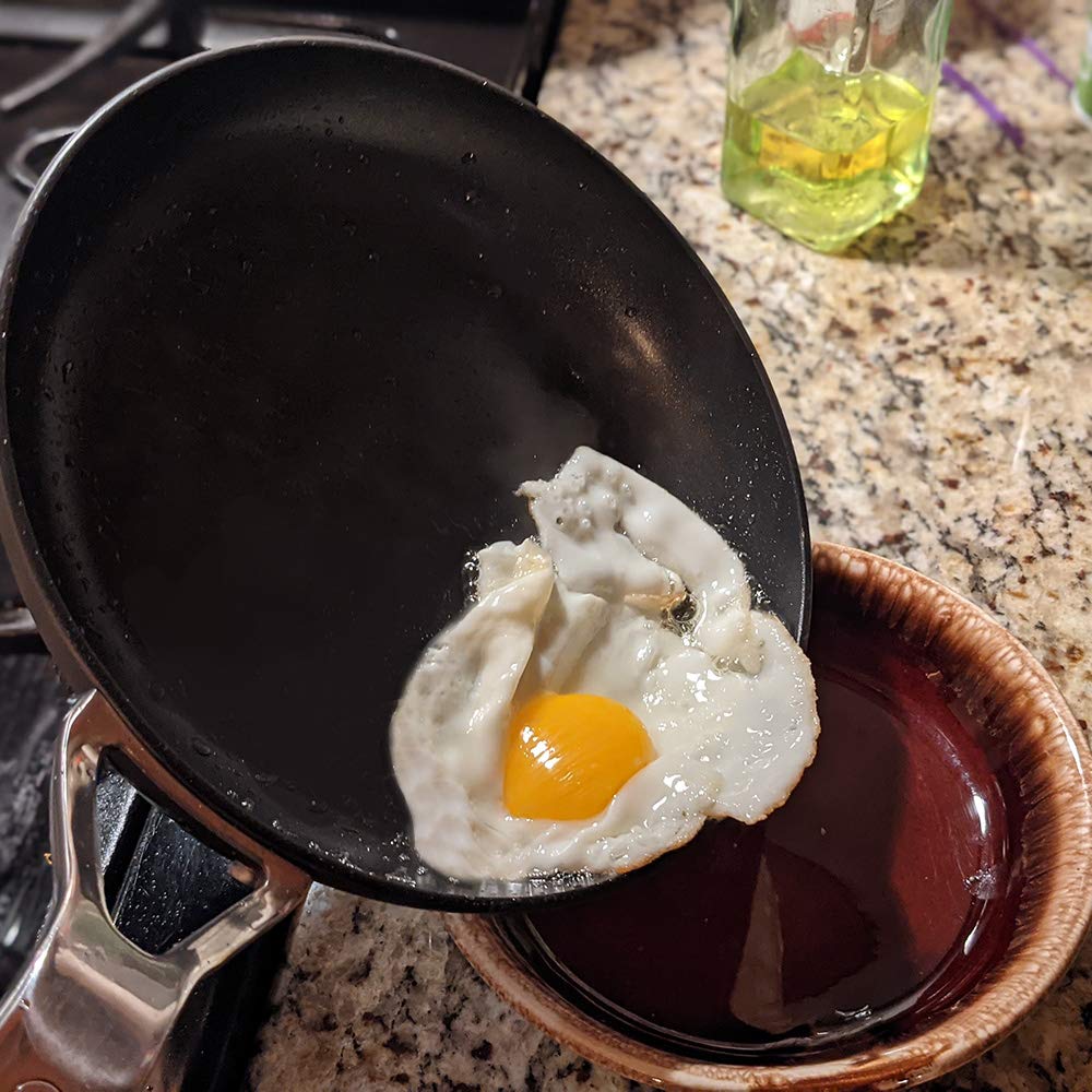 Swiss Diamond 8 Inch Nonstick Frying Pan - Hard Anodized Aluminum Skillet with Even Heat Distribution, Oven & Dishwasher Safe - Perfect for Sautéing, Frying & Baking (20 cm)