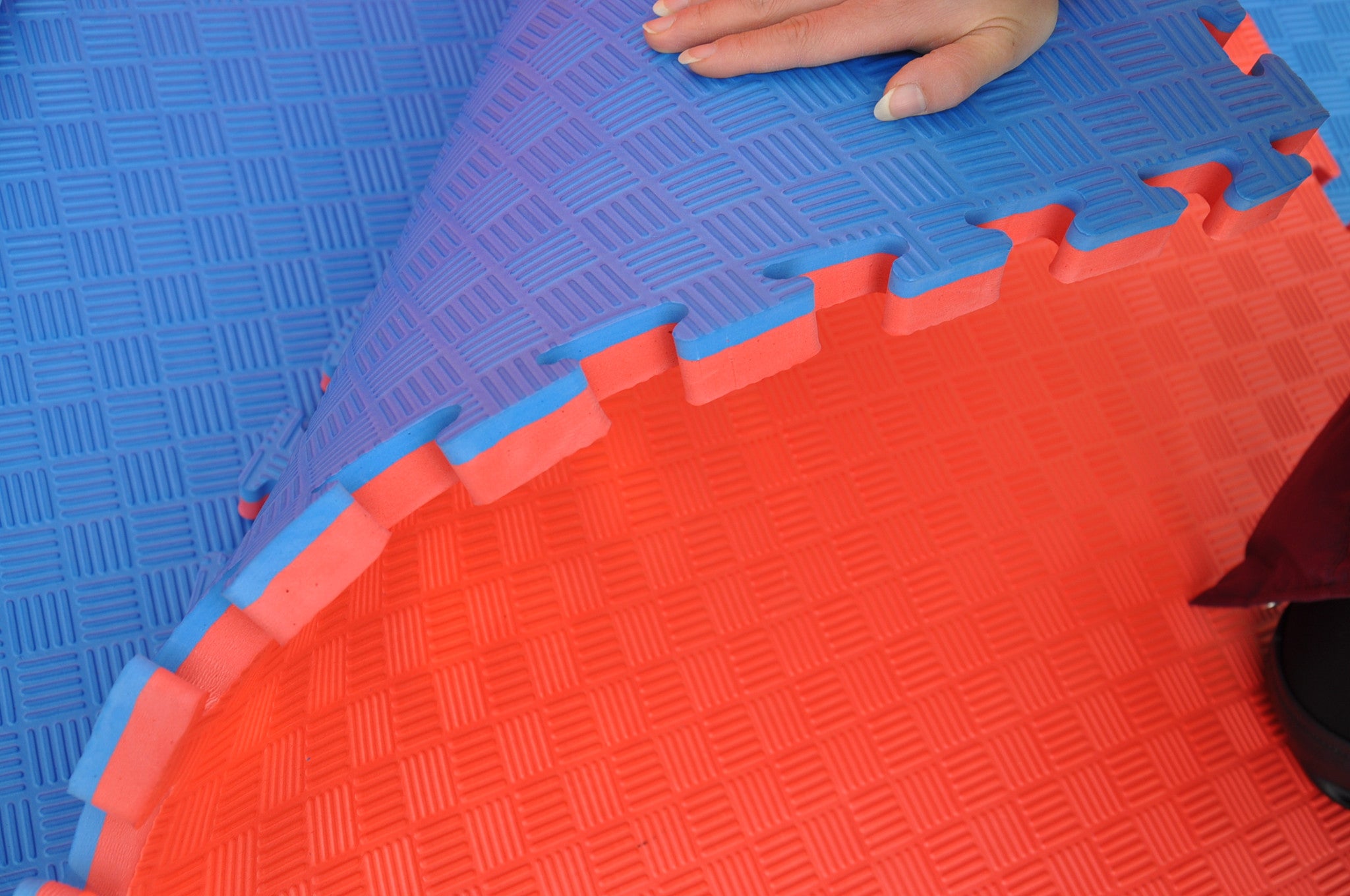 30706 Non-Slip Puzzle Gym Mat - 5' Stripe Design, 100x100x2.5cm (39x39x1 Inches) - Interlocking Foam Floor Tiles for Home Gym, Kids Playroom & Exercise Areas - GST Included