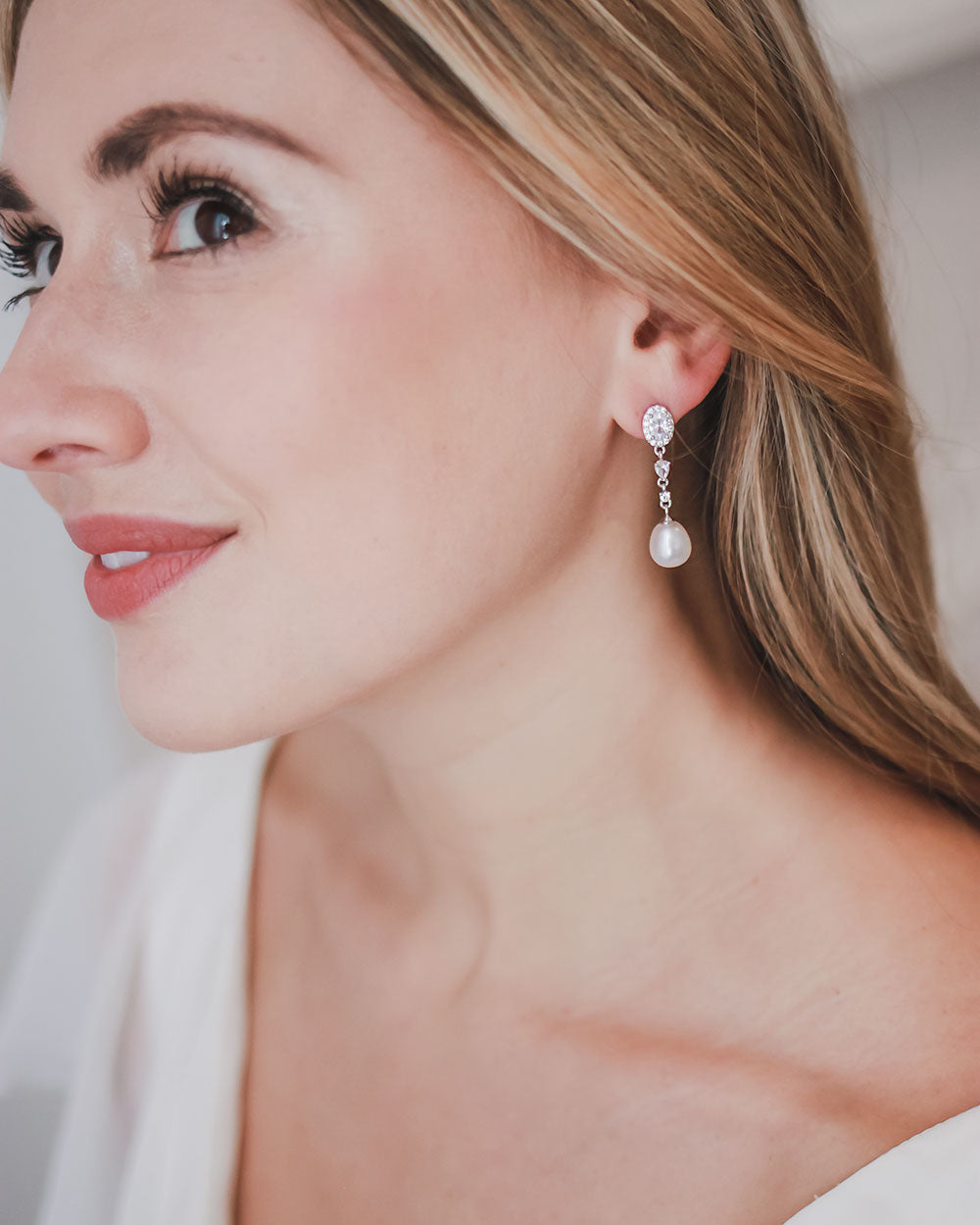 Adele Pearl & Cubic Zirconia Stud Earrings for Women - Elegant Fashion Jewelry for Parties, Weddings & Daily Wear