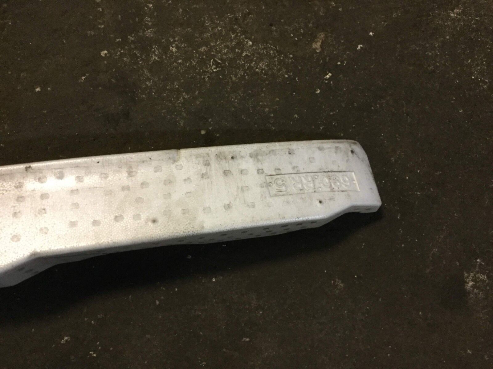 2004-2009 Toyota Prius Rear Bumper Reinforcement Foam OEM 52615-47020 - Crash Protection & Impact Absorption for Enhanced Safety