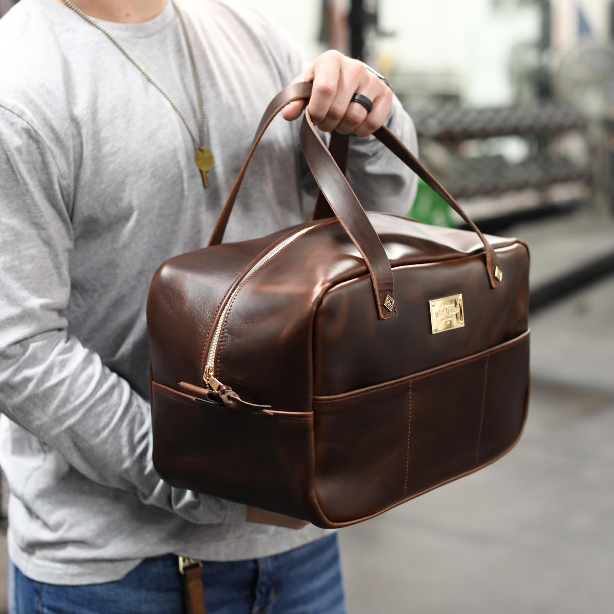 Premium Leather Gym Bag for Men - Waterproof Duffle Bag for Travel, Workout & Overnight Trips - Ideal Carry-On Luggage & Fitness Gift for Boyfriend/Husband - Perfect for Gym, Business Travel & Weekend Getaways