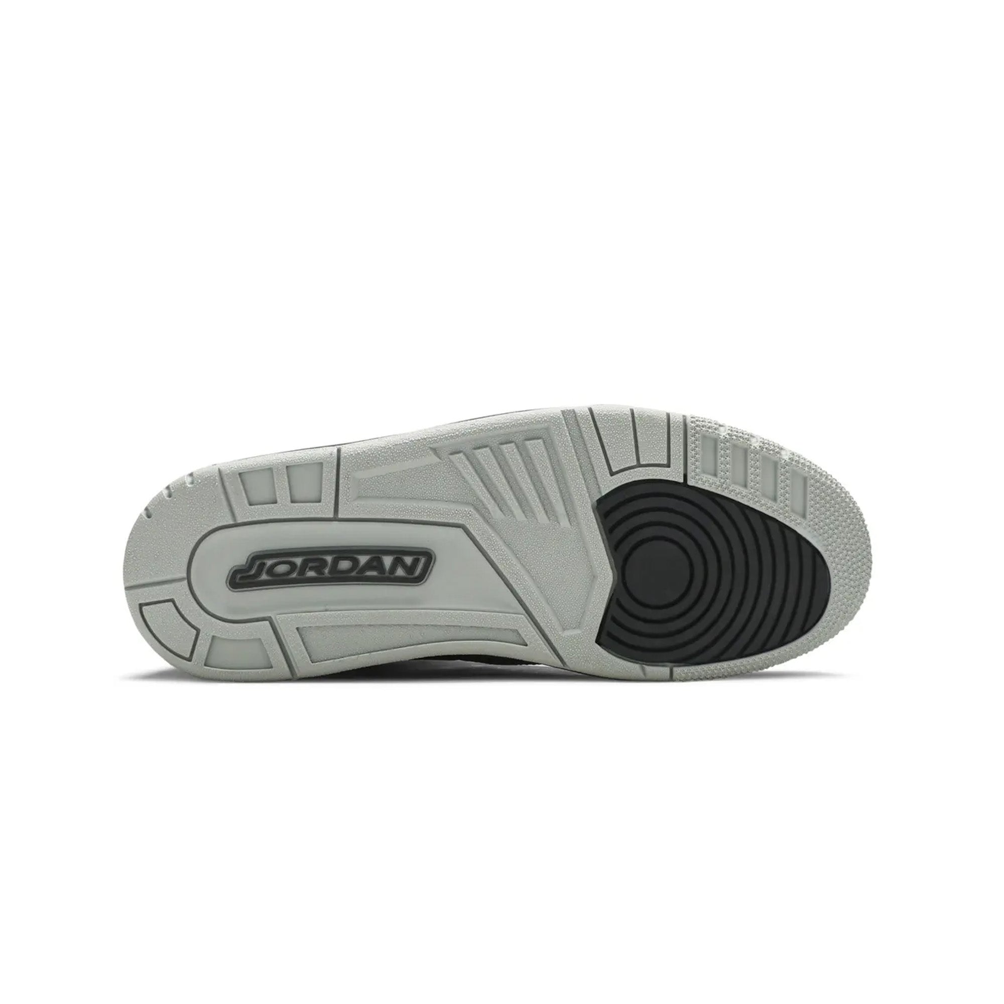 Air Jordan 3 Retro 'Black Flip' Men's Basketball Shoes (2011 Release) - Classic Sneakers for Streetwear & Casual Style