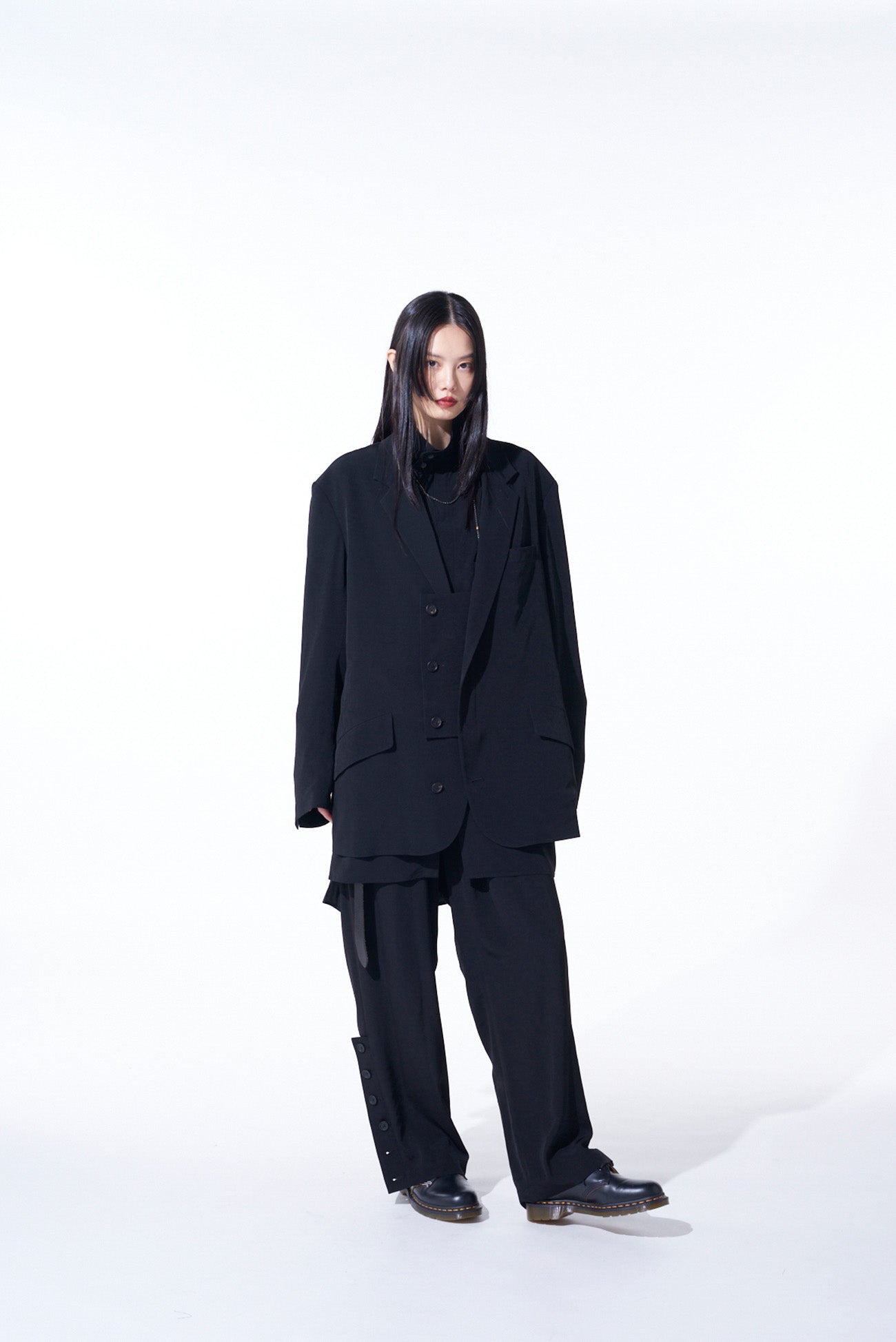 CREPE de CHINE OVERSIZE NOTCHED LAPEL JACKET for Women - Elegant Loose Fit Blazer with Stylish Lapel Design - Perfect for Office Wear, Business Meetings & Casual Outings