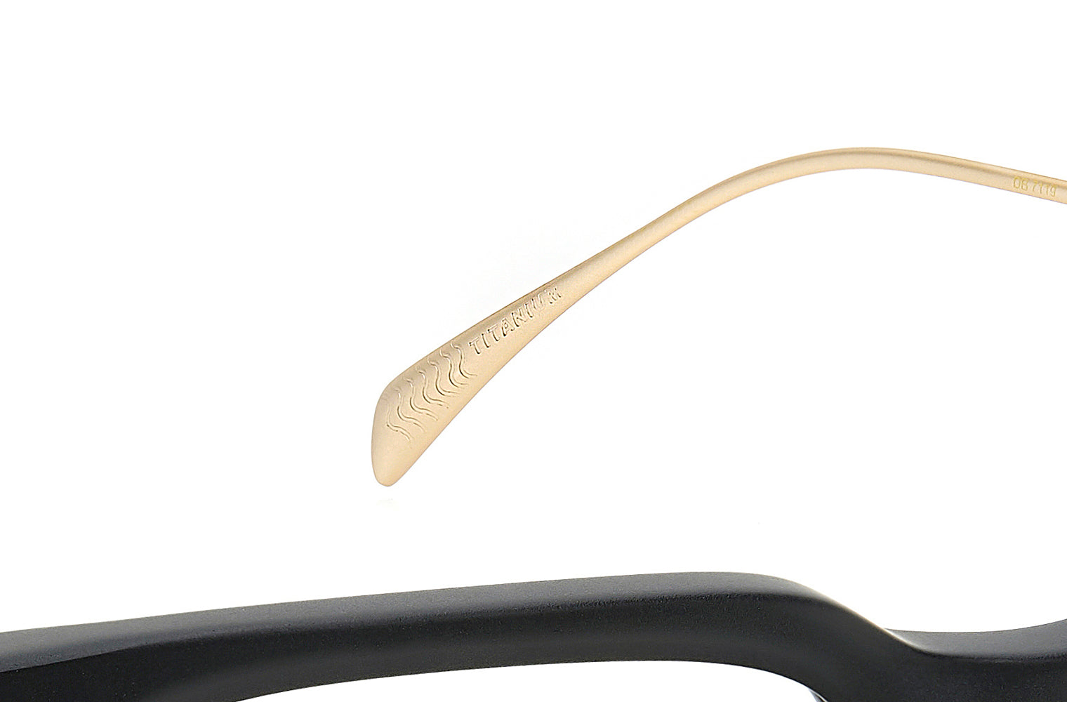 David Beckham DB7119 Sunglasses - Polarized UV Protection Aviator Sunglasses for Men & Women - Perfect for Driving, Travel, and Outdoor Activities