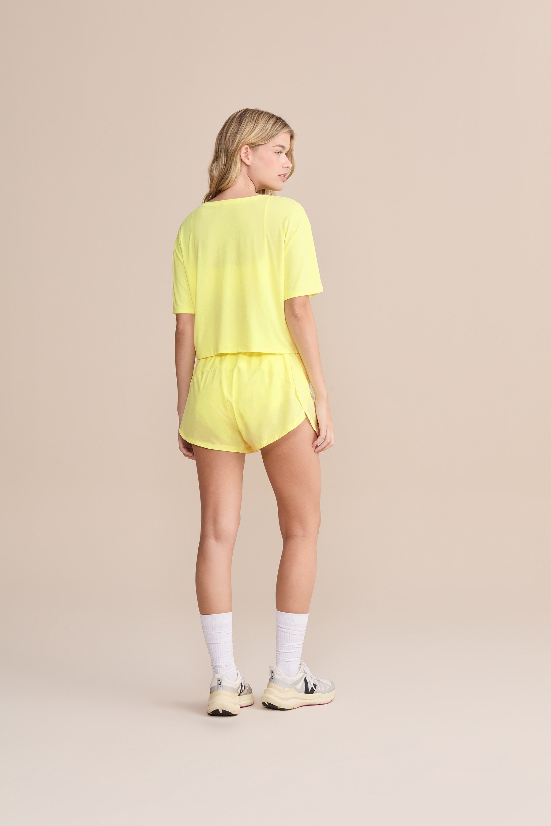 Comfort Cropped T-Shirt for Women - Soft Breathable Cotton Summer Casual Tee - Perfect for Yoga, Beach & Everyday Wear