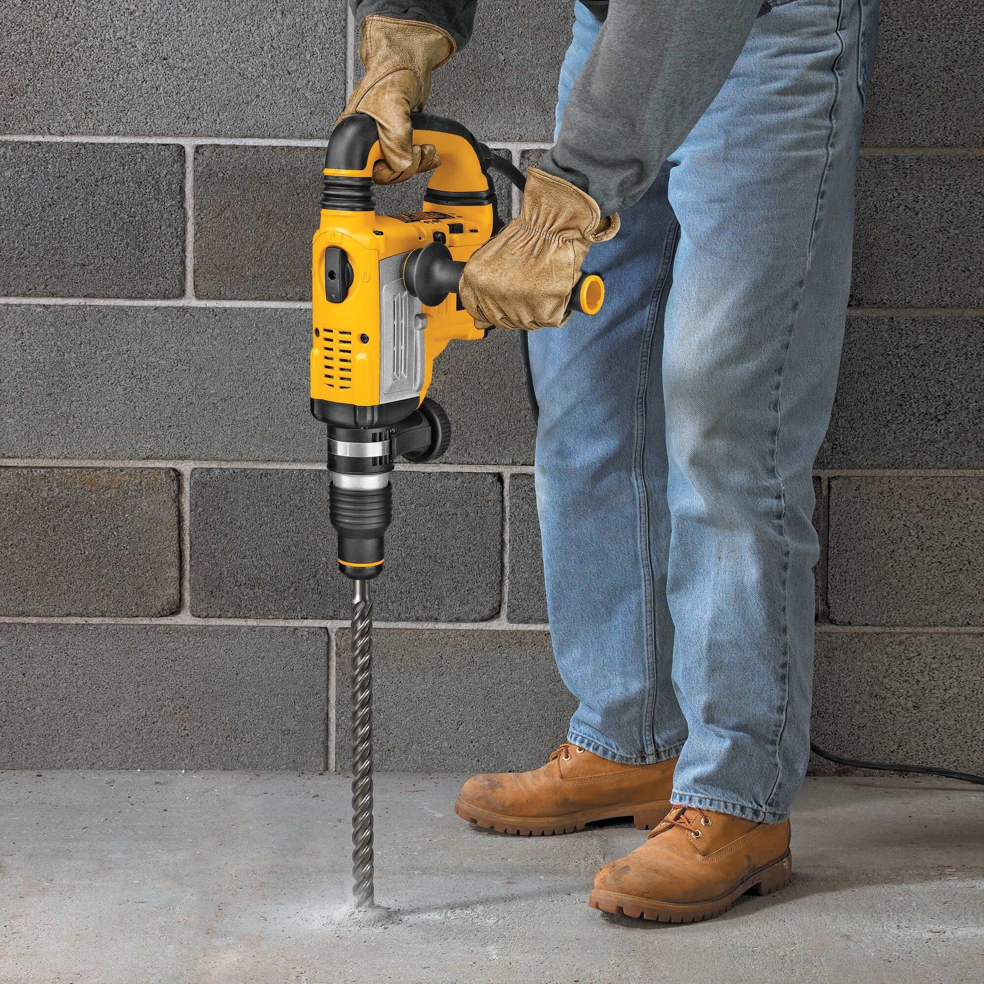 DEWALT DT9448-QZ SDS-Max Rotary Hammer Drill - 1-1/8 Inch (45mm x 570mm x 450mm) - Heavy Duty Concrete Drilling for Construction & Demolition Projects