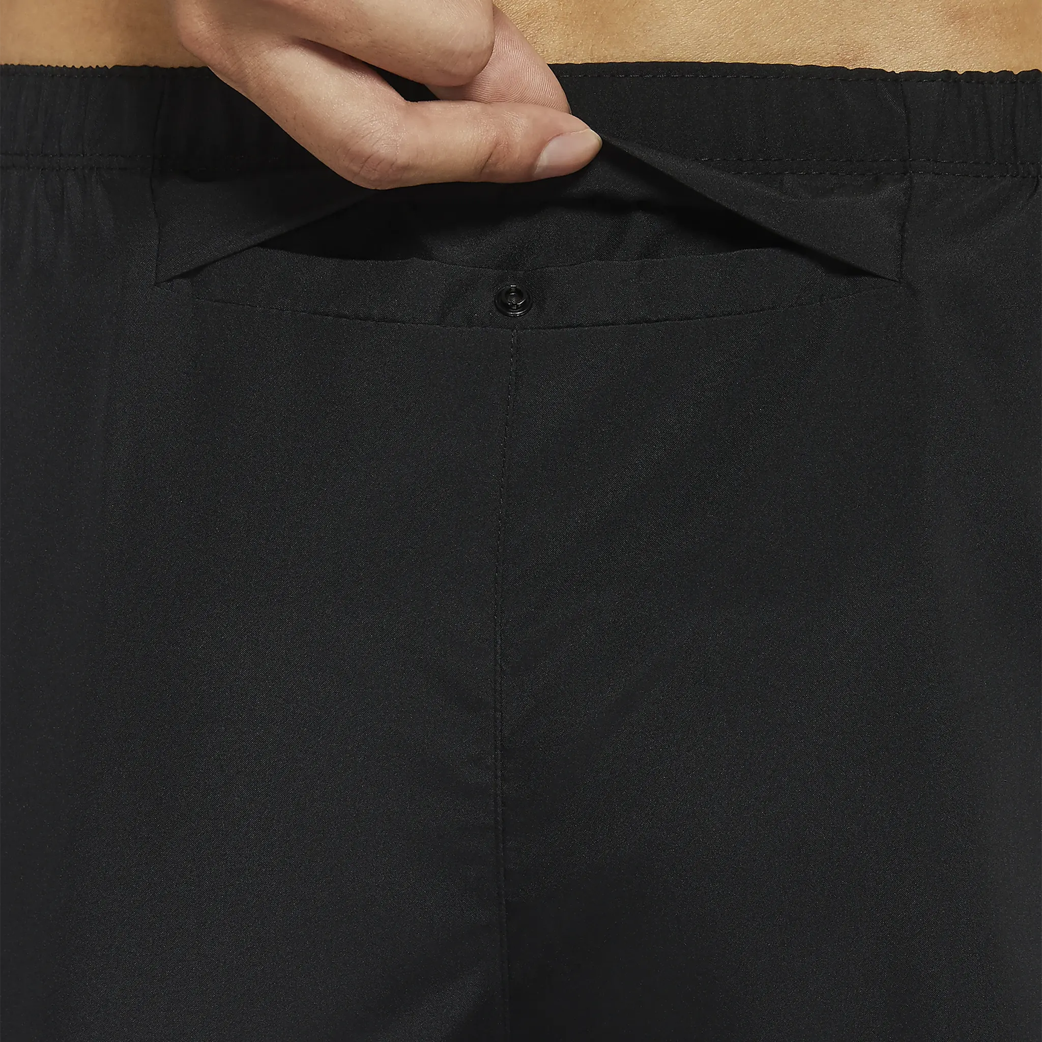 Nike Dri-FIT Wild Run Challenger DNA 7-Inch Running Shorts for Men - Breathable Quick-Dry Workout Shorts - Gym, Jogging & Outdoor Sports