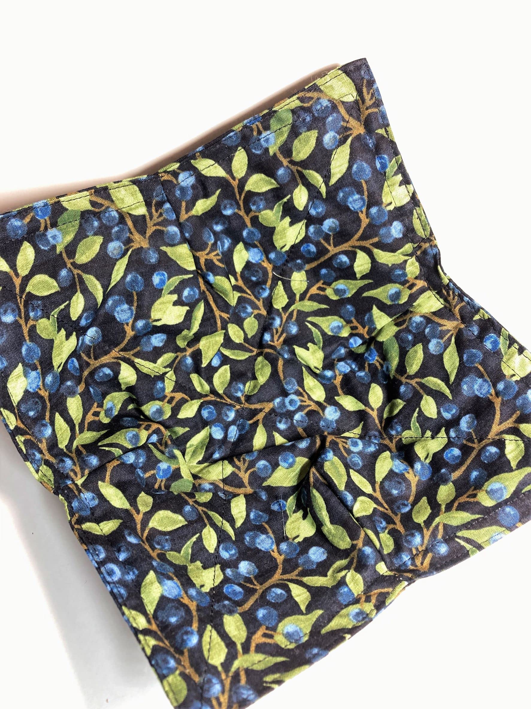 Set of 2 Blueberry Print Cotton Bowl Cozies - Microwave & Oven Safe Hot Pads (8.5 Inch) for 8 Inch Bowls - Dark Blue & Green Kitchen Accessories - Perfect for Serving Hot Soups, Stews, and Baking Dishes