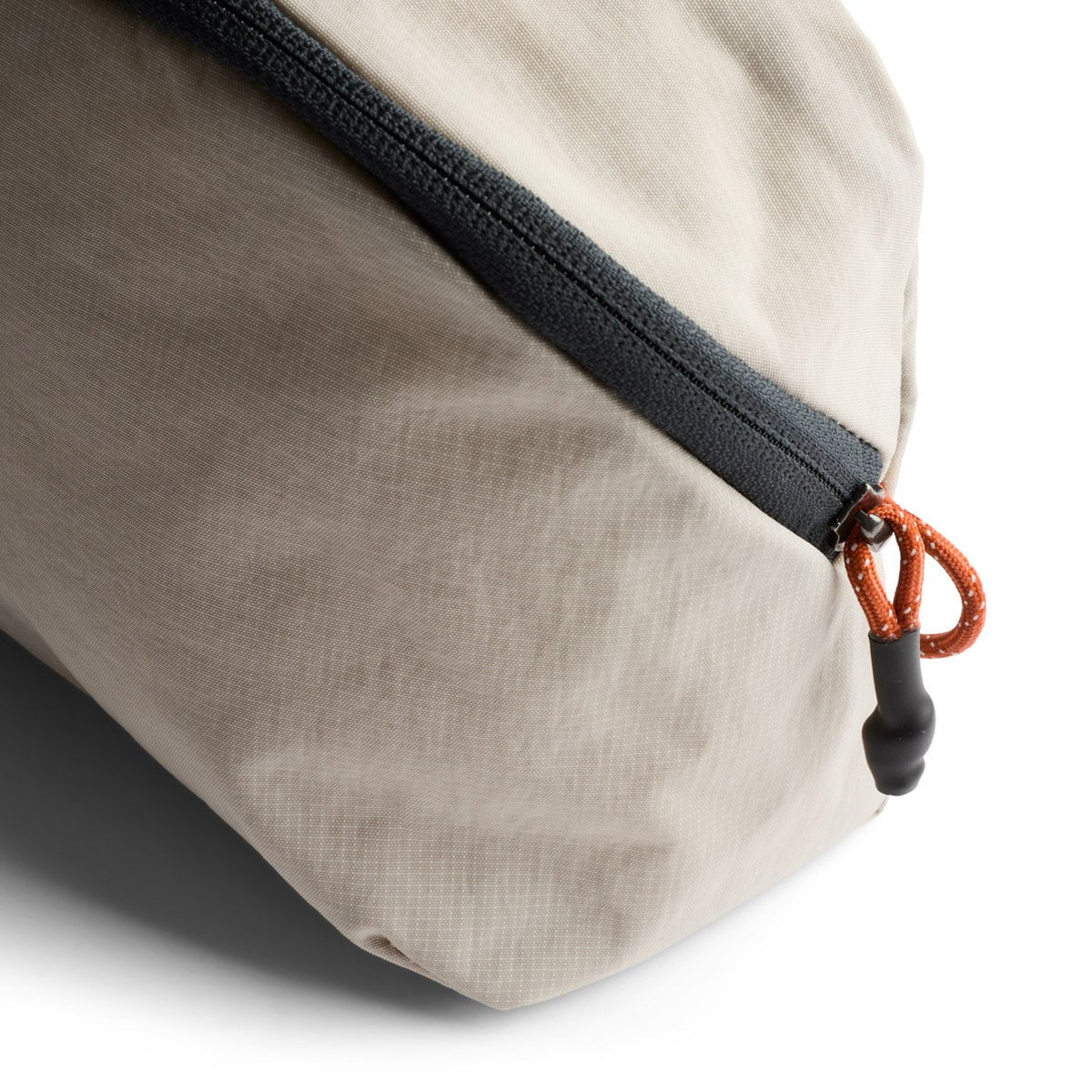 Bellroy Lite Packing Pouch 3L - Ultra Lightweight Travel Organizer for Toiletries, Electronics & Accessories - Perfect for Carry-On Luggage & Weekend Trips