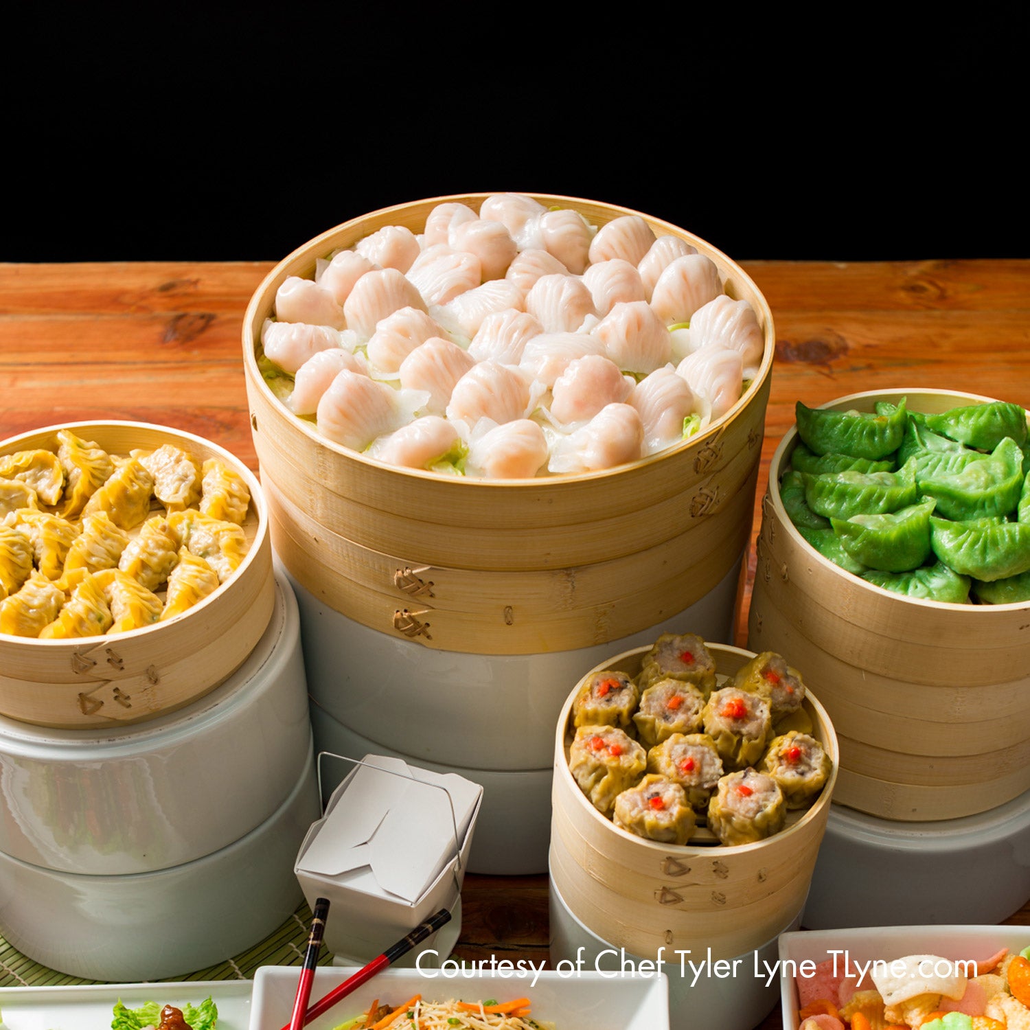 Premium Bamboo Steamer Set with Lid - 10 Inch Natural Bamboo Steamer Basket for Dumplings, Buns & Vegetables - Perfect for Asian Cooking, Healthy Meal Prep & Kitchen Gifts