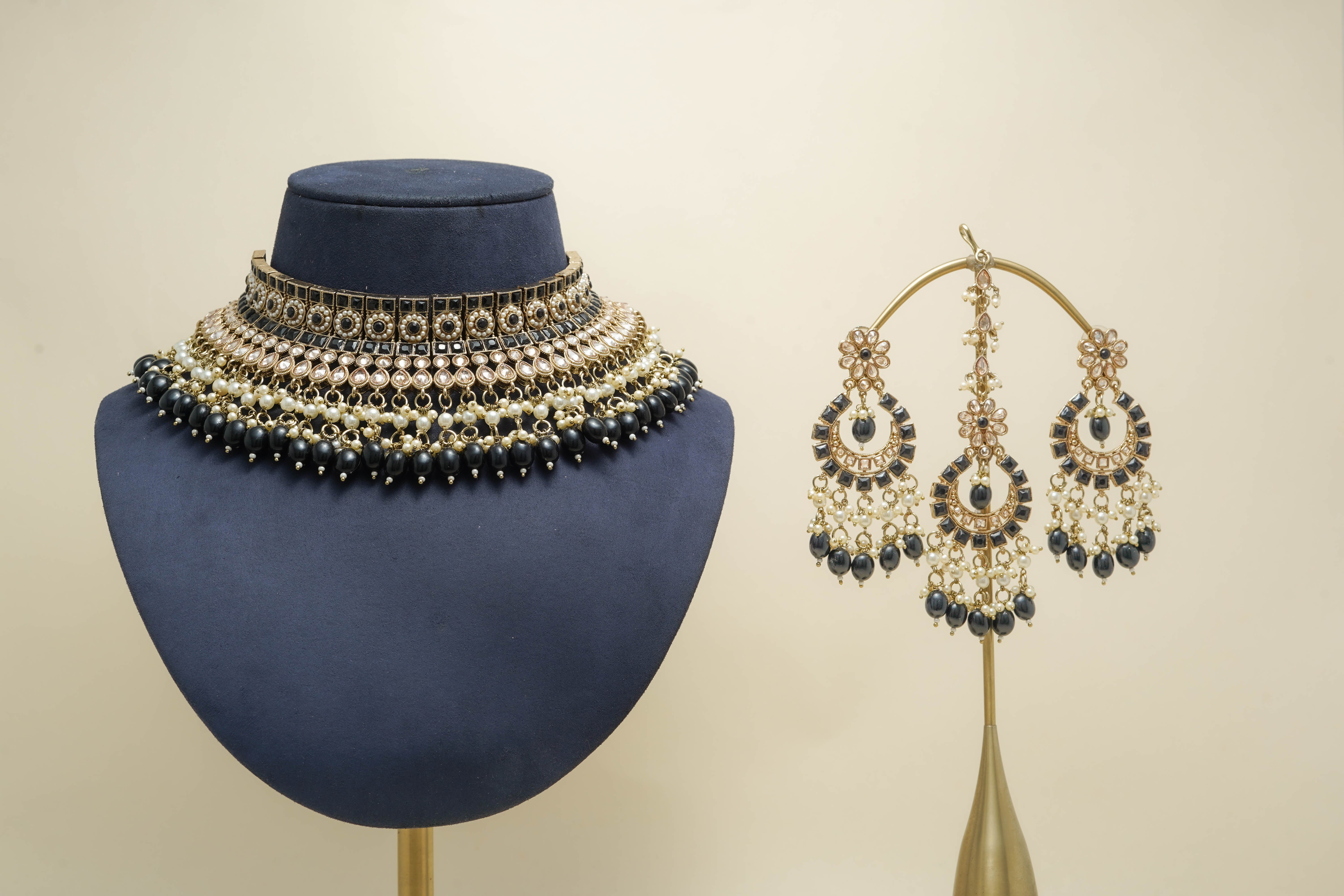 Exquisite Ishita Polki Jewelry Set | Handcrafted Kundan Necklace & Earrings | Perfect for Weddings, Parties & Special Occasions