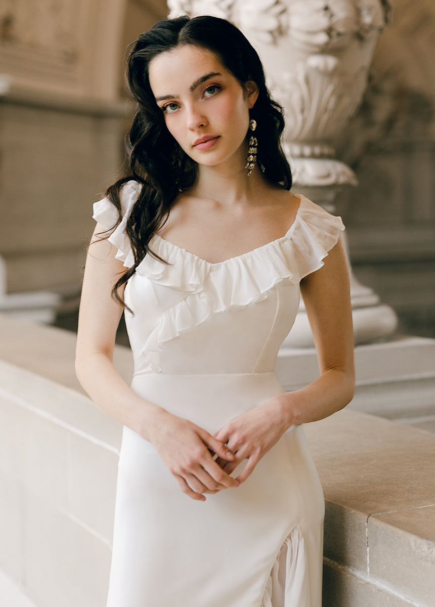 Renatta Elegant Lily Wedding Dress – A-Line Lace Bridal Gown for Bride | Perfect for Church Ceremony, Beach Wedding & Romantic Photoshoot