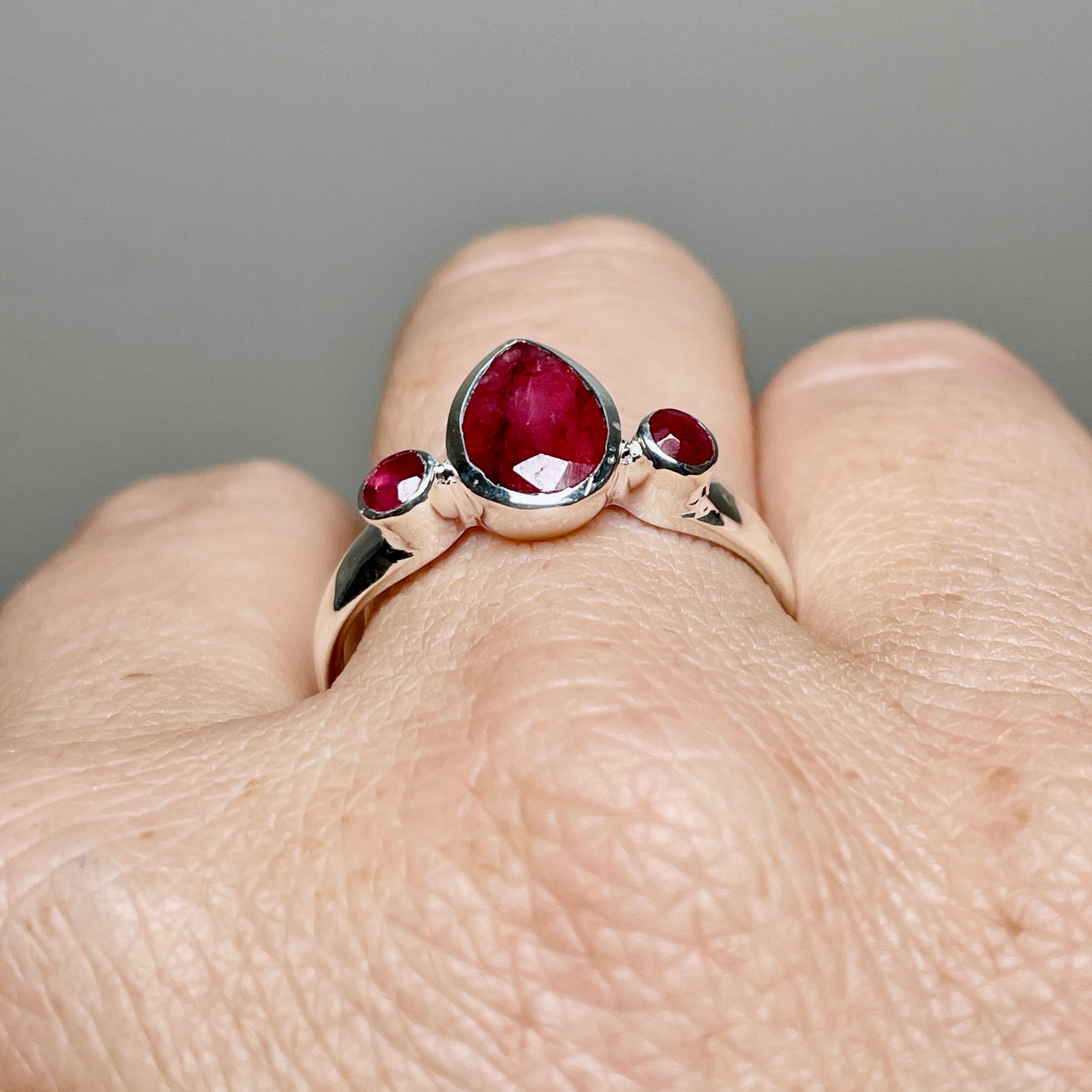 Faceted Ruby Teardrop Ring with Accent Stones R3668 - Elegant Jewelry for Women, Perfect for Weddings, Parties & Special Occasions