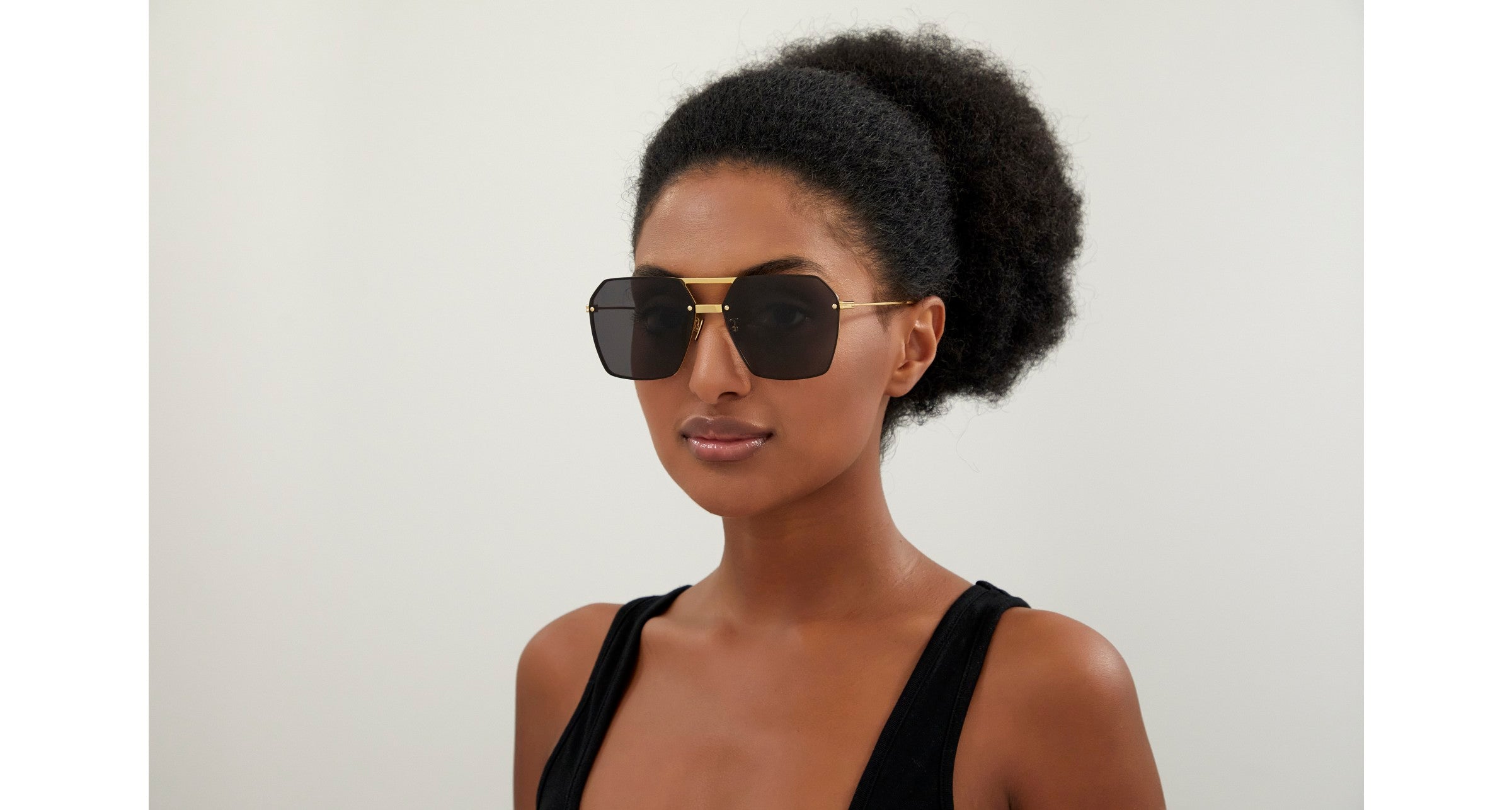 Bottega Veneta BV1045S Sunglasses - Luxury Designer Shades for Women & Men - UV Protection & Polarized Lenses - Perfect for Driving, Travel & Outdoor Activities