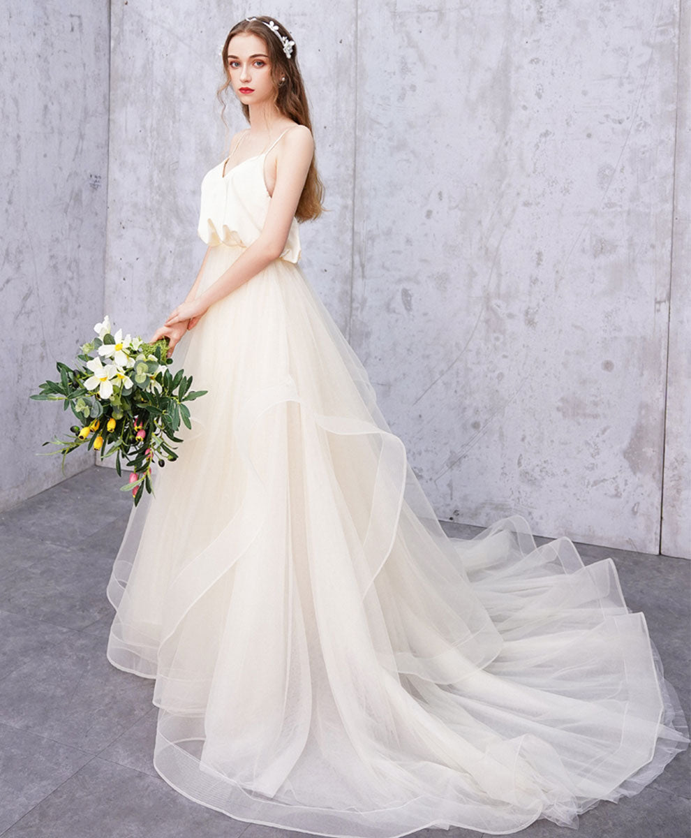Elegant Light Champagne Tulle Long Prom Dress for Formal Events - Perfect for Homecoming, Wedding Guest, and Evening Gala Occasions