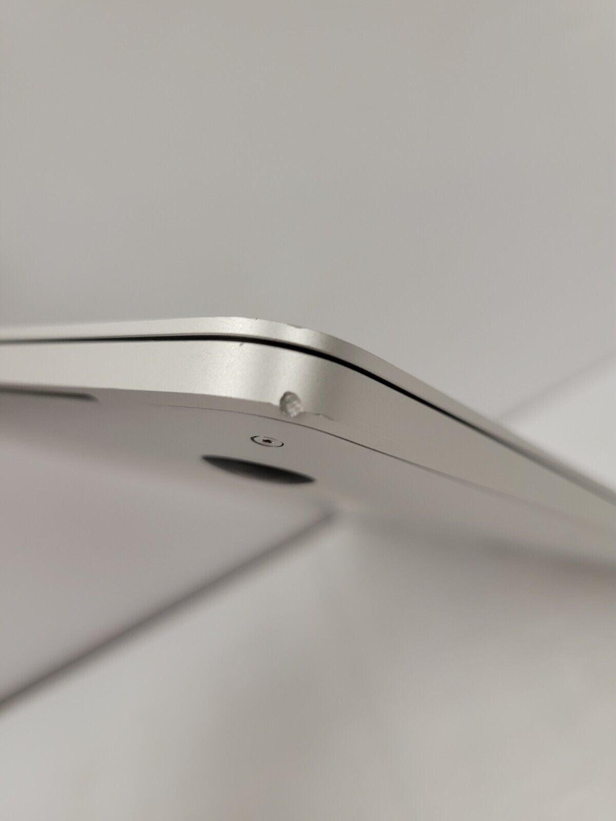 Apple MacBook Air 13-inch (2020) A2251 Laptop - M1 Chip, 8GB RAM, 256GB SSD, Retina Display - Perfect for Work, Study & Travel