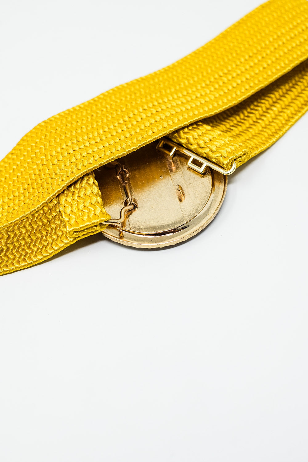 Sparkling Yellow Woven Belt with Round Rhinestone Buckle - Perfect for Casual Outfits, Dresses, and Party Wear