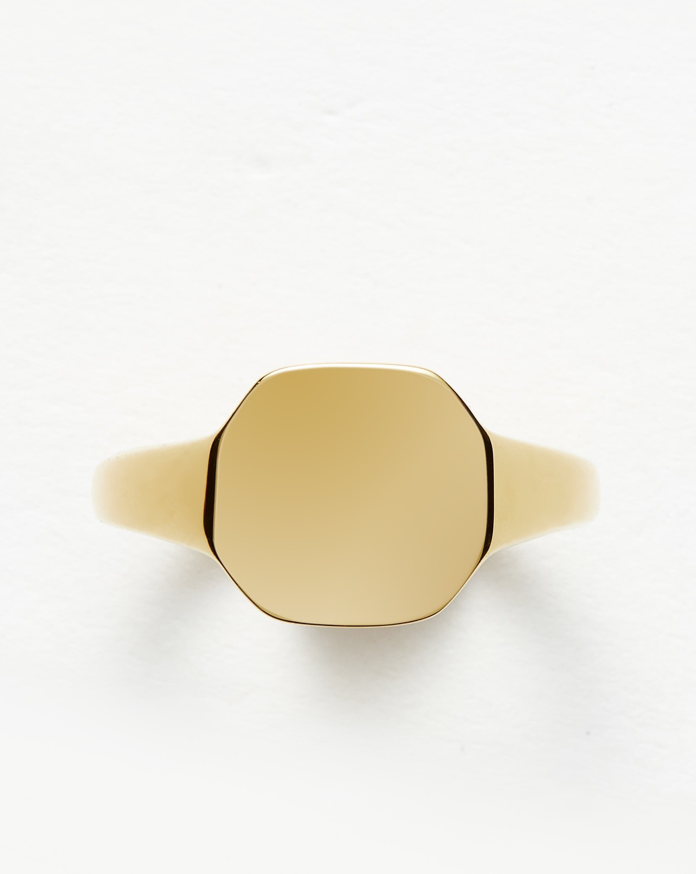 Engravable Oka Signet Ring - 18k Gold Vermeil Personalized Jewelry for Men & Women | Elegant Gift for Anniversary, Wedding, or Special Occasion