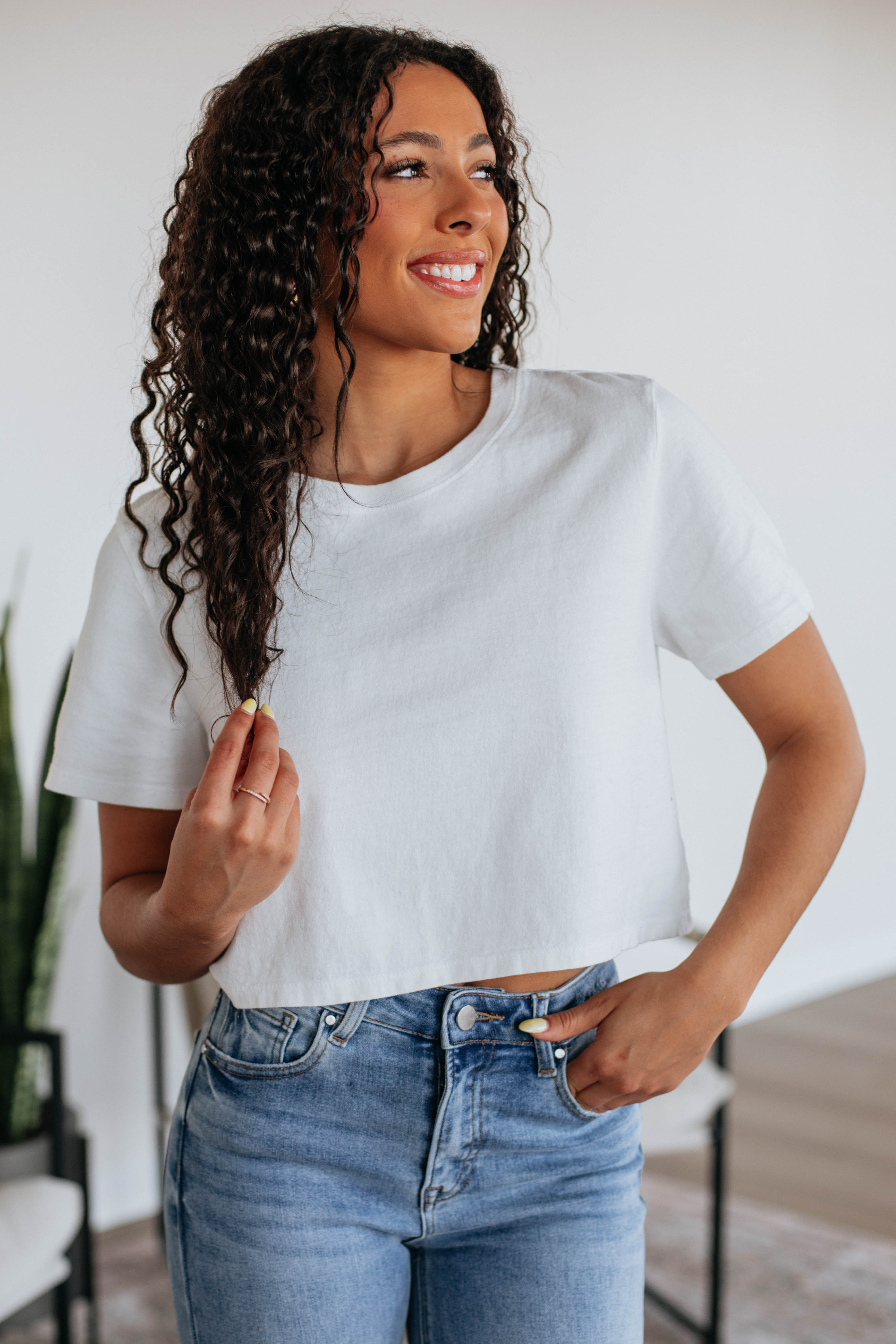 Driscoll Basic Tee Ivory - Soft Cotton Crew Neck T-Shirt for Men & Women | Casual Everyday Wear, Layering Essential, Comfortable Outfit for Work & Weekend