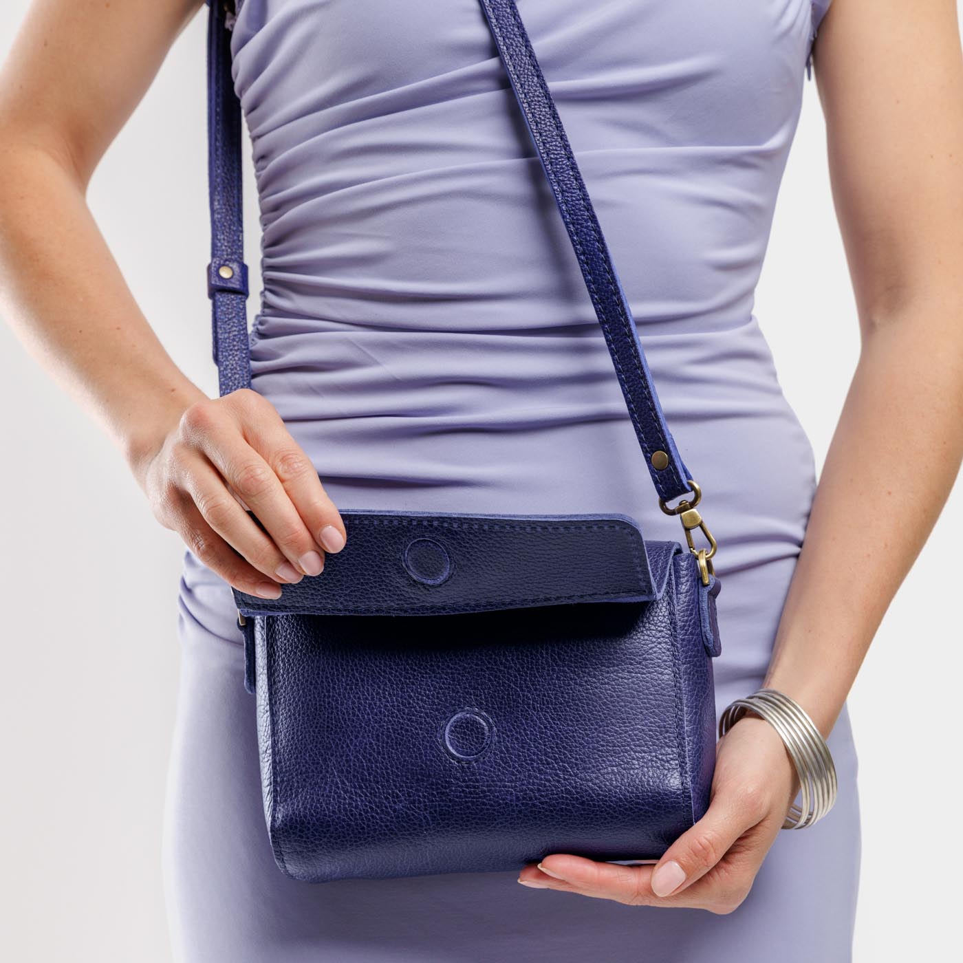 Almost Perfect Metro Crossbody Bag - Stylish & Durable Leather Purse for Women - Perfect for Work, Travel & Everyday Use