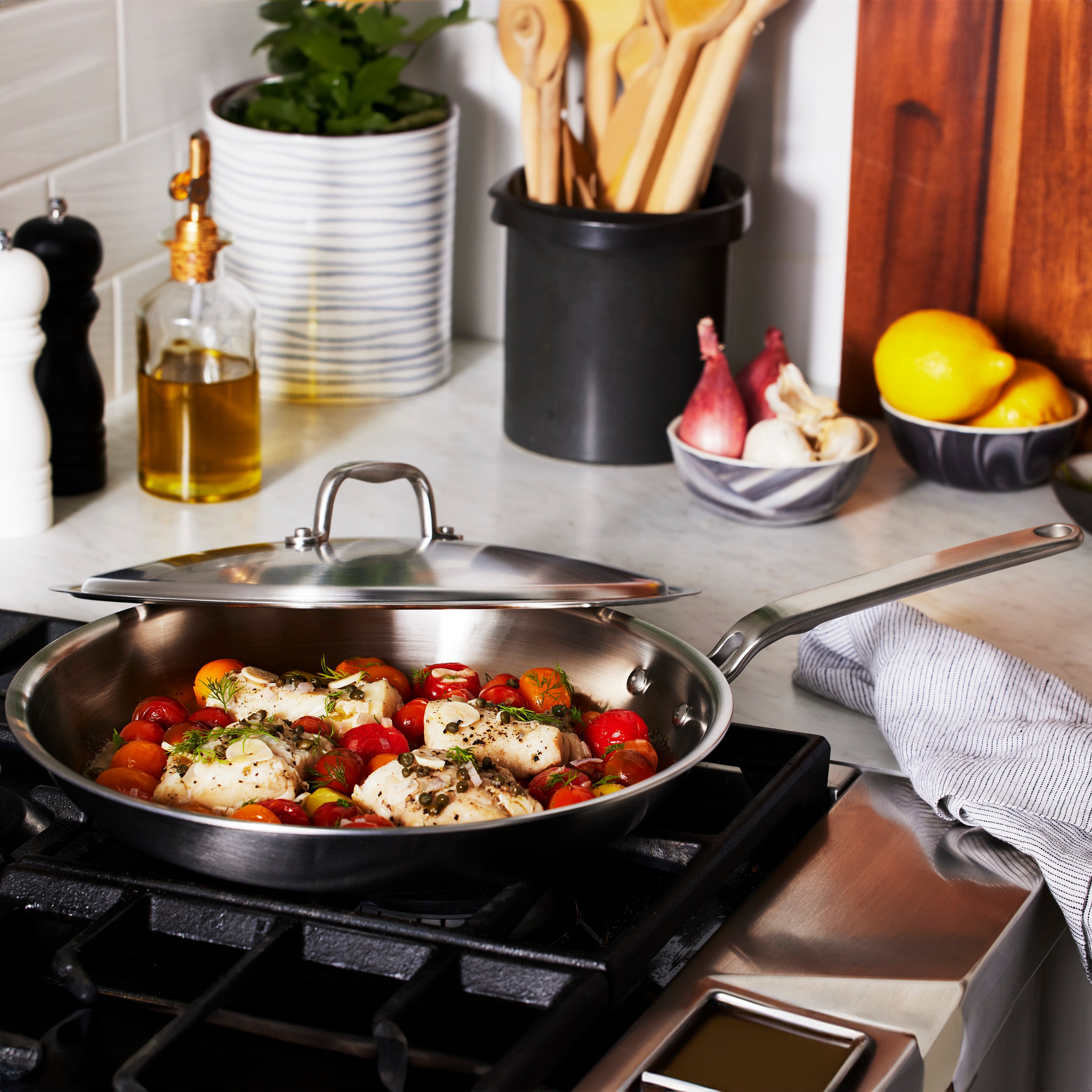 Heritage Steel 12-Inch Nonstick Frying Pan with Glass Lid - Professional Grade Cookware for Sautéing, Frying & Braising - Perfect for Gas, Electric & Induction Stovetops