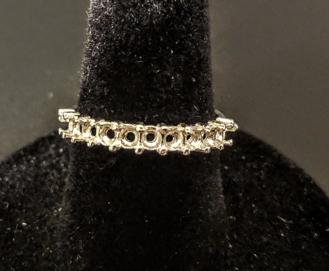 Solid Sterling Silver or 14kt Gold Women's Anniversary Pre-Notched Blank Ring - 2.5mm Round Size 7 (Setting 163 425/143 425) - Perfect for Engagements, Weddings & Special Occasions
