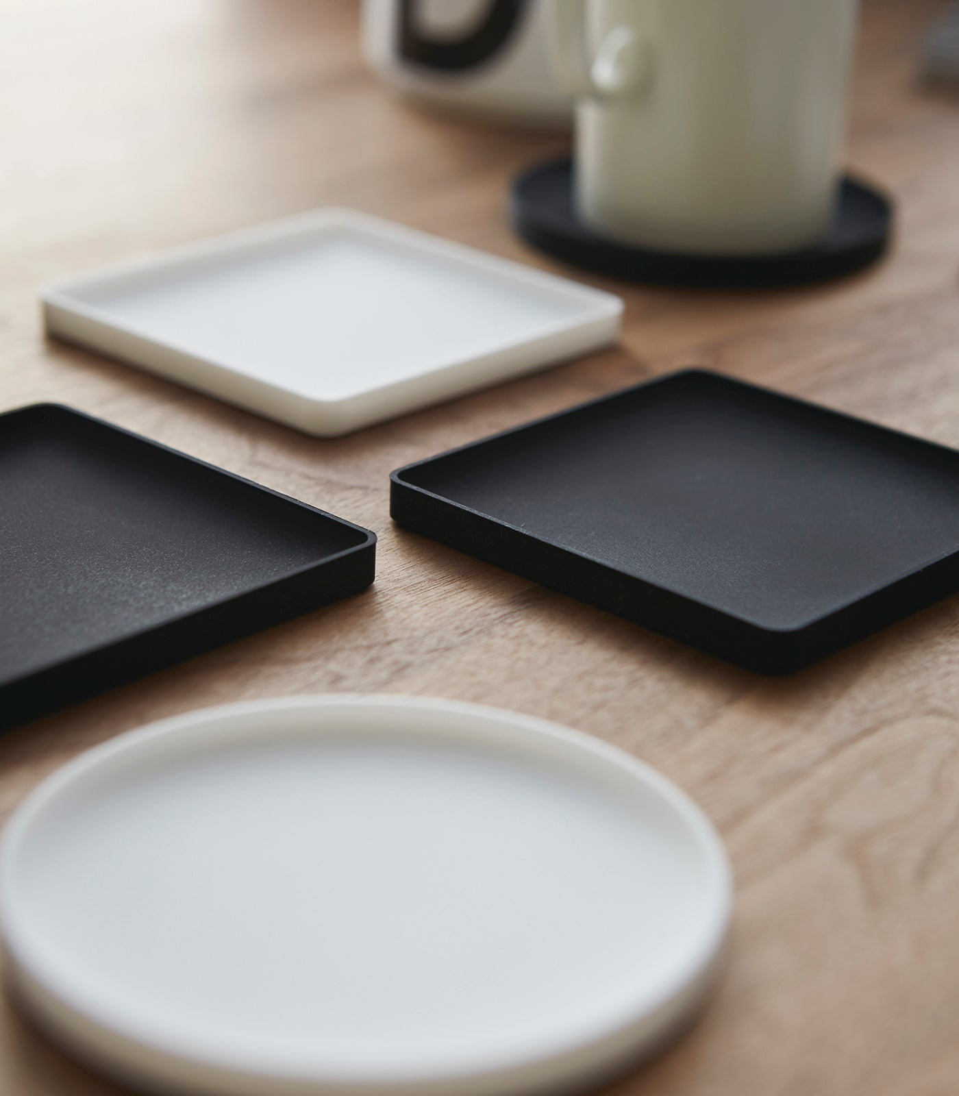 6-Pack Silicone Coasters Set - 2 Stylish Designs for Hot & Cold Drinks - Perfect for Home, Office, or Party Use