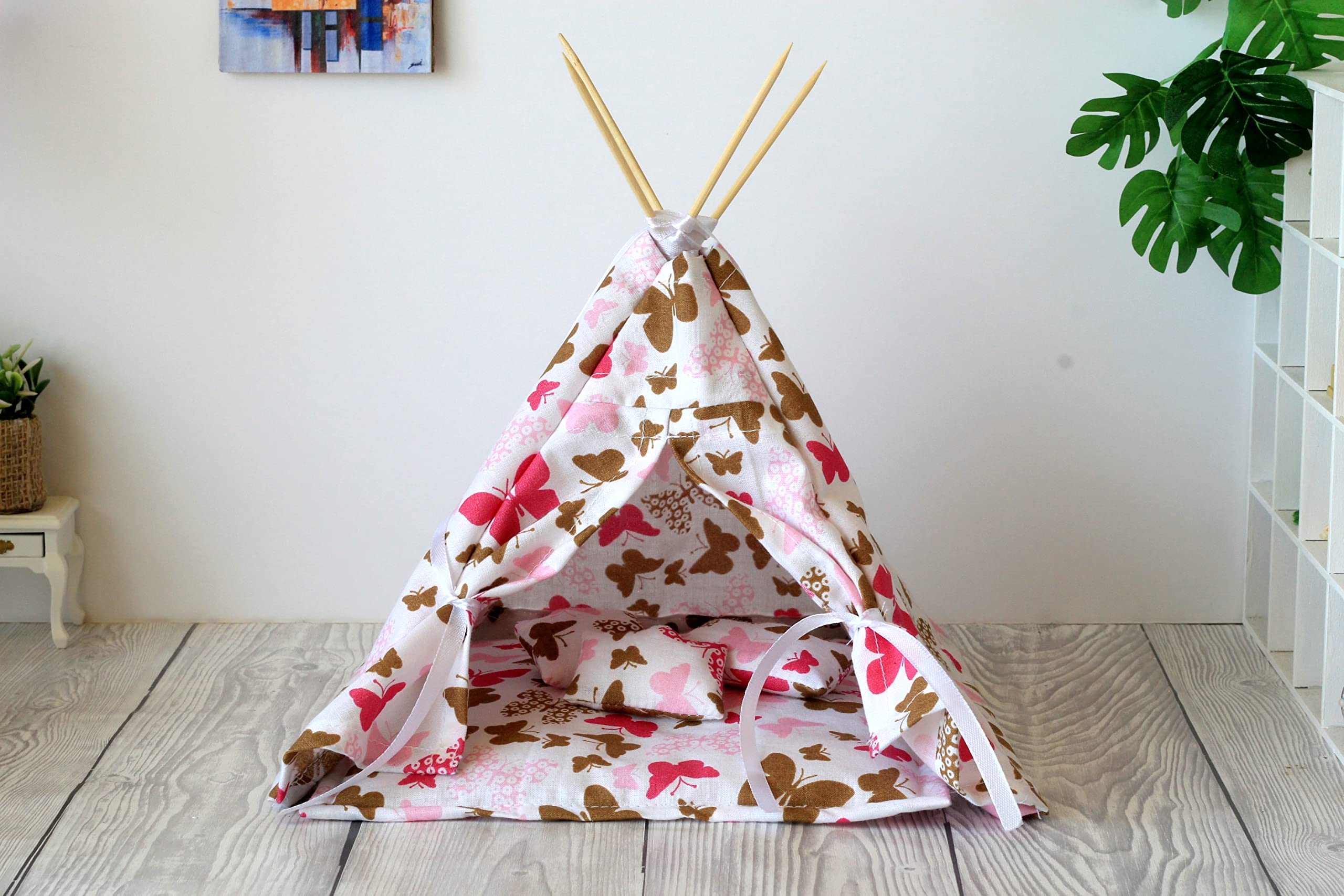 1:12 Scale Miniature Teepee Tent - Pink Dollhouse Play Tent with Mat & Pillows | Perfect for Dolls, Collectibles & Kids Pretend Play