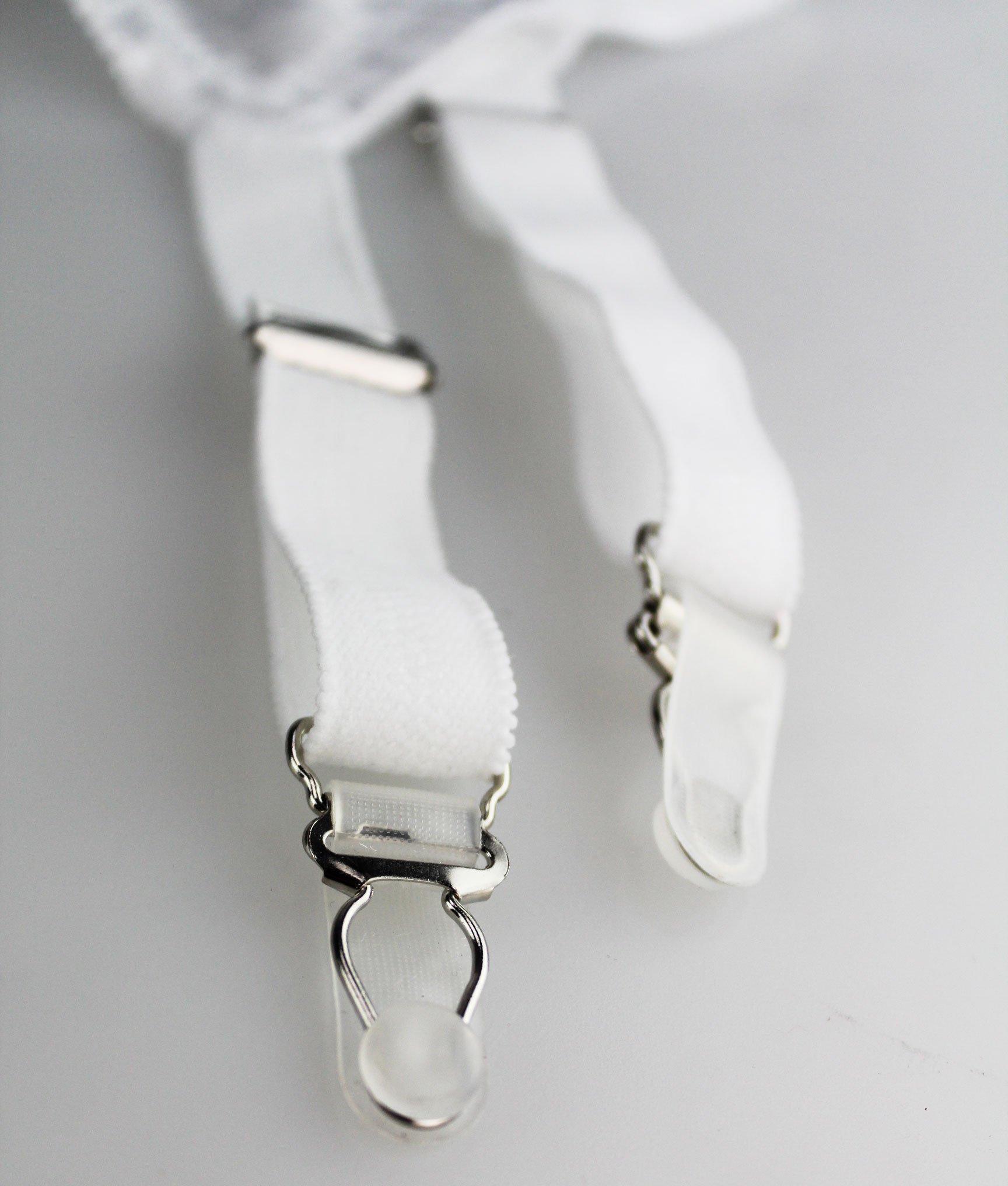 Vintage Women's Garter Belt with 4 Wide Straps & Metal Clips - Black/White Sexy Stocking Holder for Lingerie, Bridal, and Boudoir Fashion