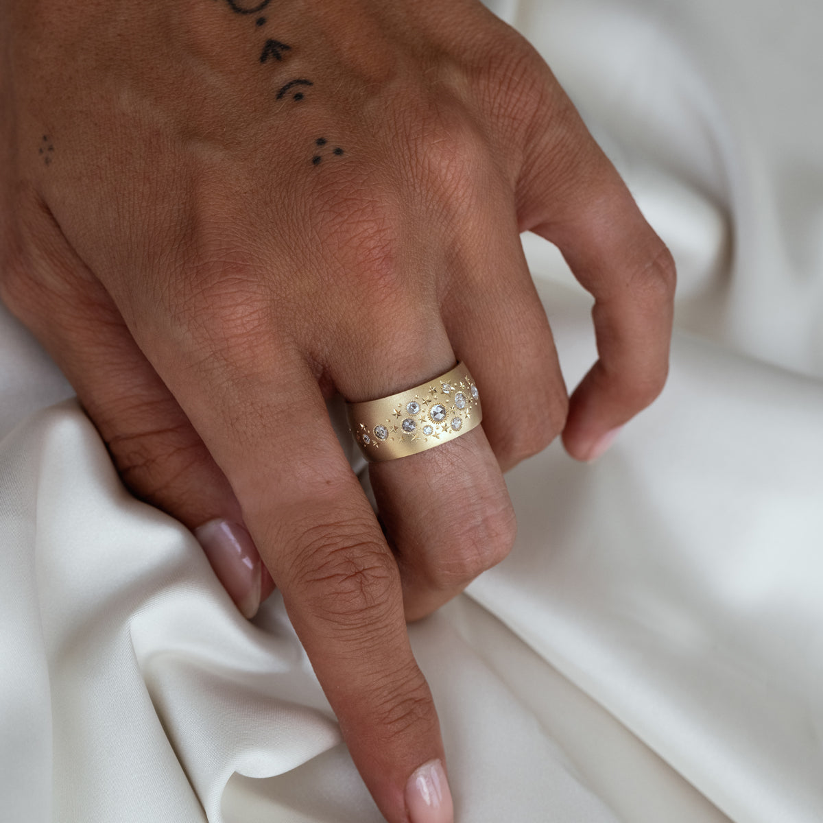 Rose Cut Celestial Band Ring - Vintage Inspired Celestial Jewelry for Women - Perfect for Weddings, Anniversaries & Romantic Gifts