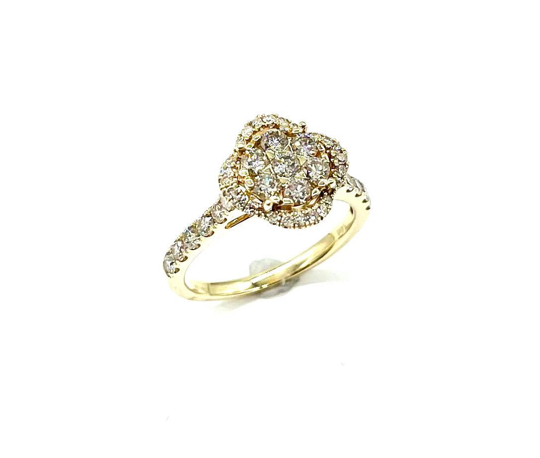 Exquisite Diamond Flower Ring for Women - Elegant Floral Engagement & Wedding Band - Perfect for Anniversaries, Proposals & Special Occasions