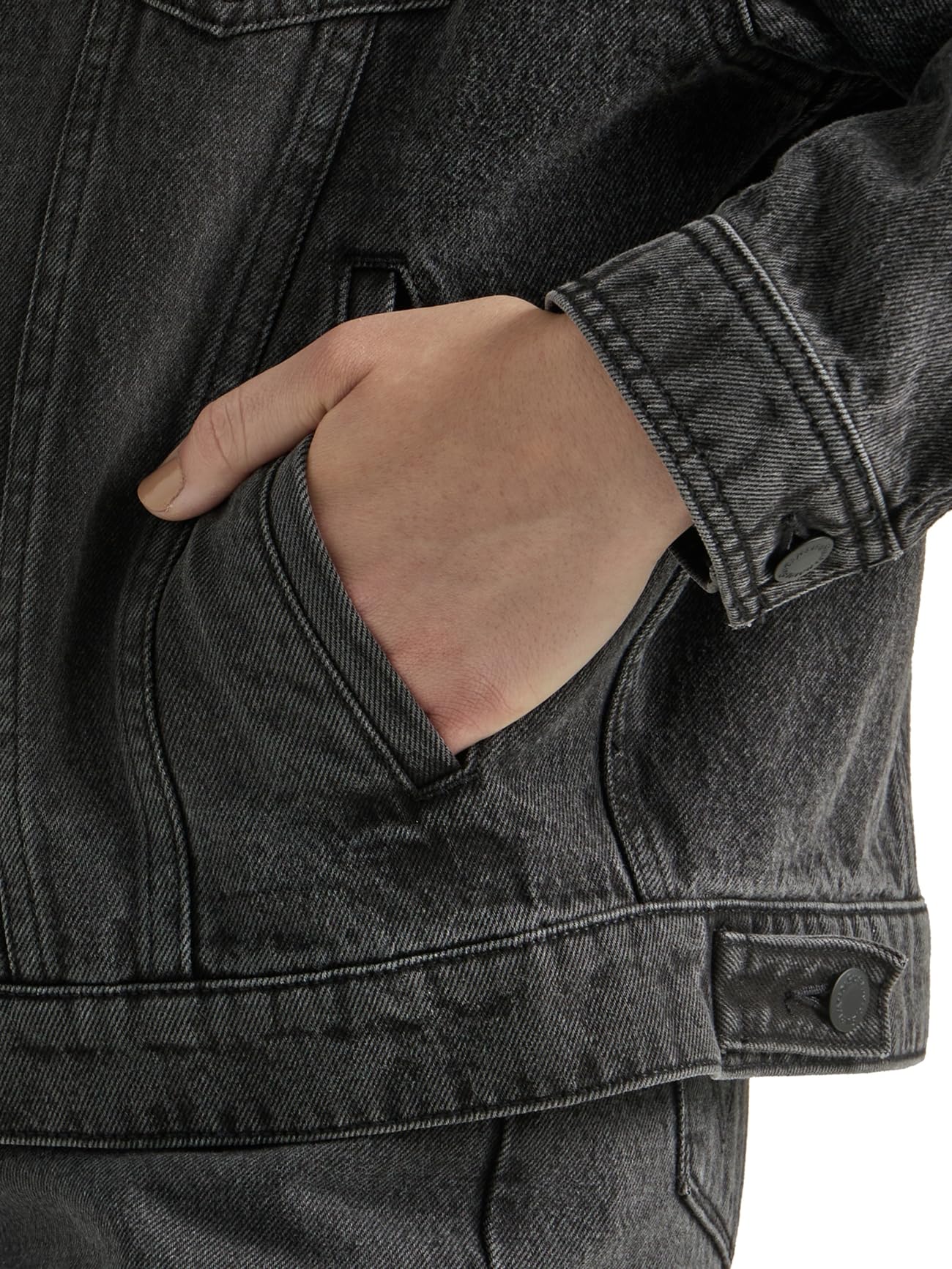 Wrangler Women's Relaxed Fit Girlfriend Denim Jacket | Vintage Style Denim Jacket for Women | Casual Outerwear for Everyday Wear, Date Night & Fall Fashion