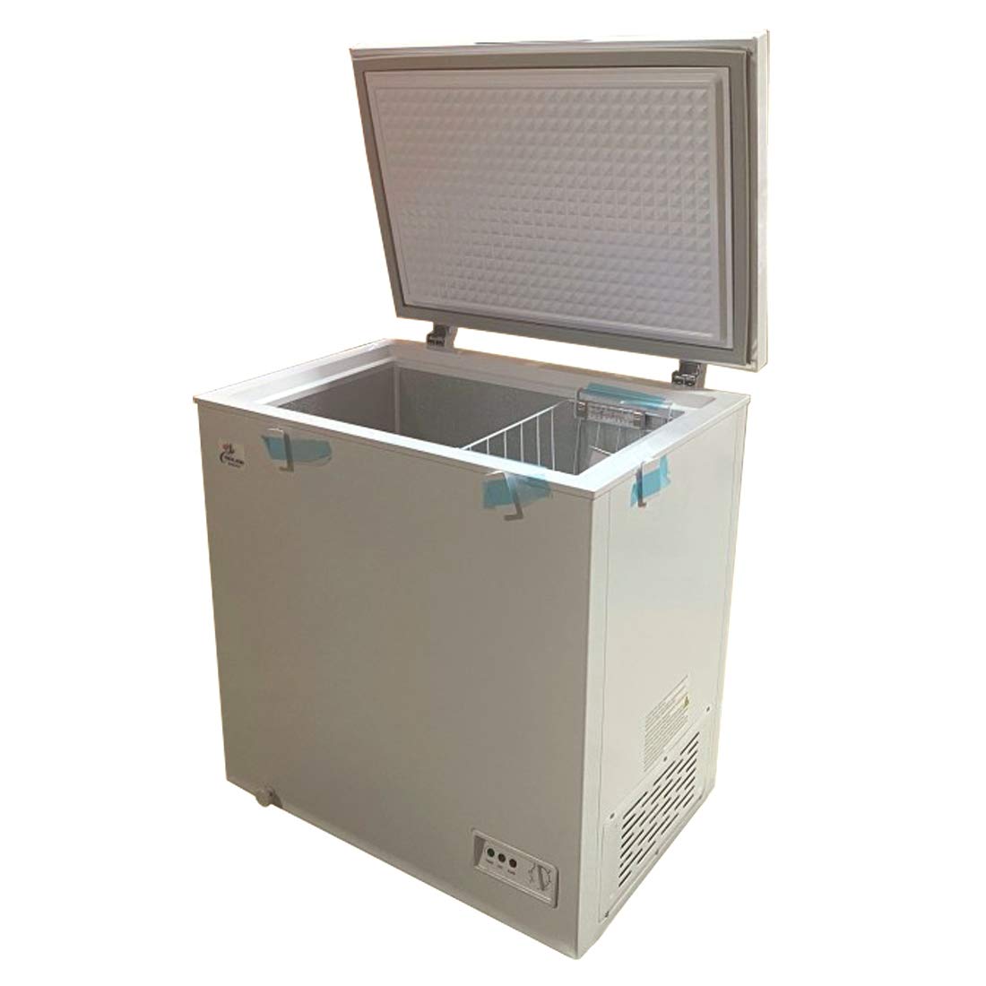5 Cu.ft Commercial Chest Freezer NSF Certified - 29 Inch Restaurant Freezer with Storage Baskets & Flat Top Design - Perfect for Restaurants, Catering, and Food Storage Businesses (Model XF-152)