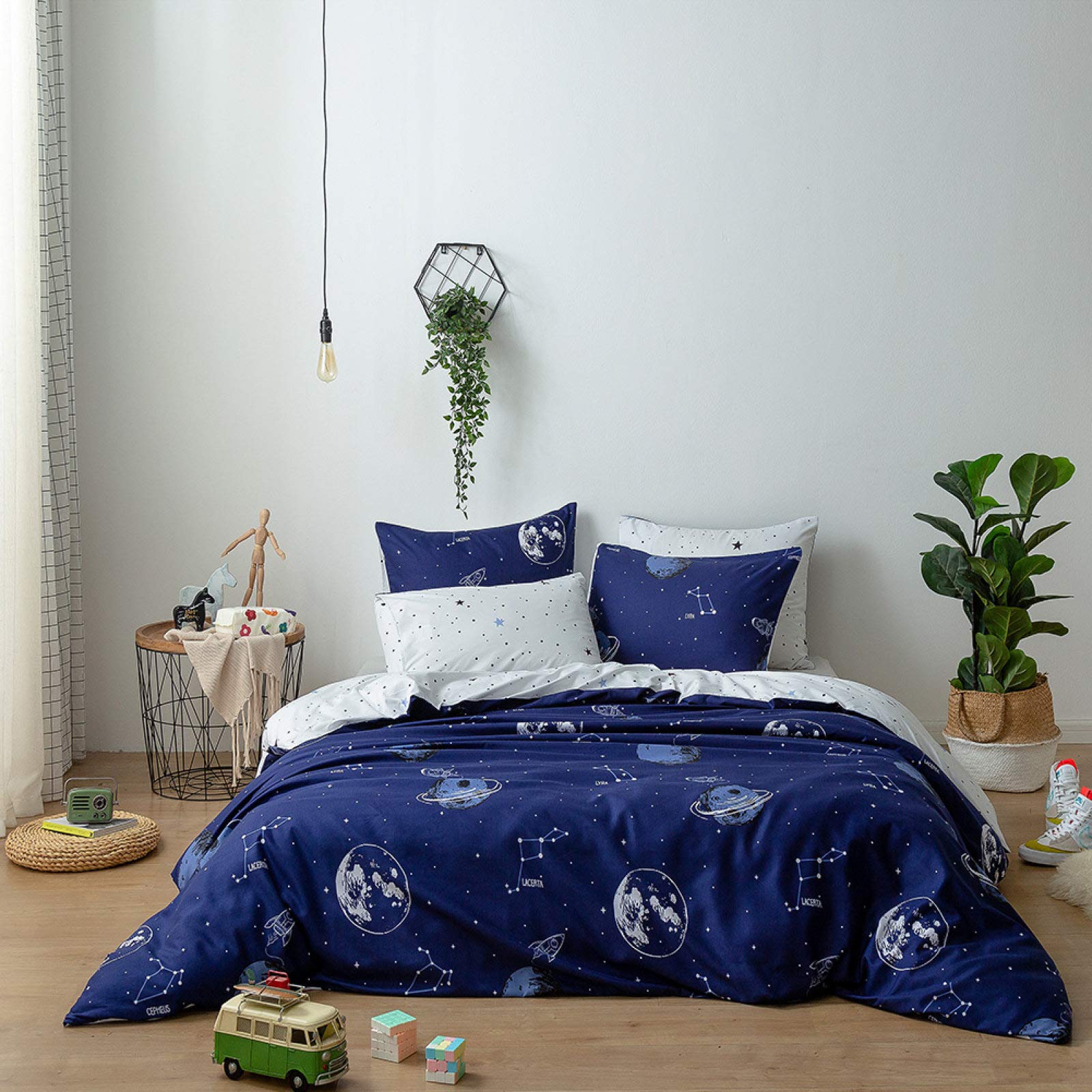 HUJIE Luxury Duvet Cover Set - 2/3 Piece Planet Print Bedding Set with Pillowcases, Soft Blue Quilt Cover for Twin/Queen/King Size Beds (210x210cm) - Perfect for Modern Bedrooms, Guest Rooms & Cozy Home Decor