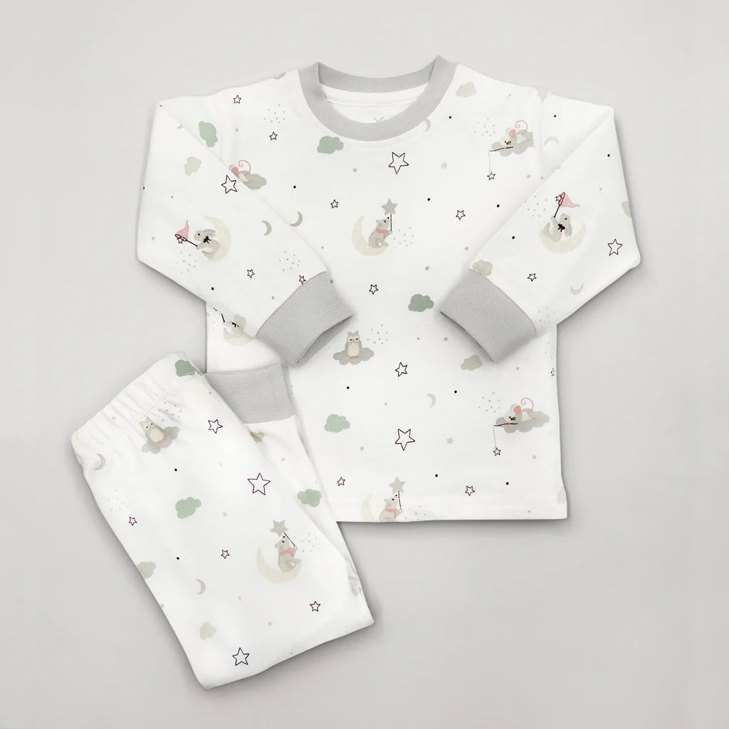 Premium Baby Feeding Gift Set - Complete Newborn Essentials Kit | Perfect Baby Shower & New Mom Gift | Includes Bottles, Bibs & More (SKU: LBG1061) - Ideal for Home, Travel & Daycare Use