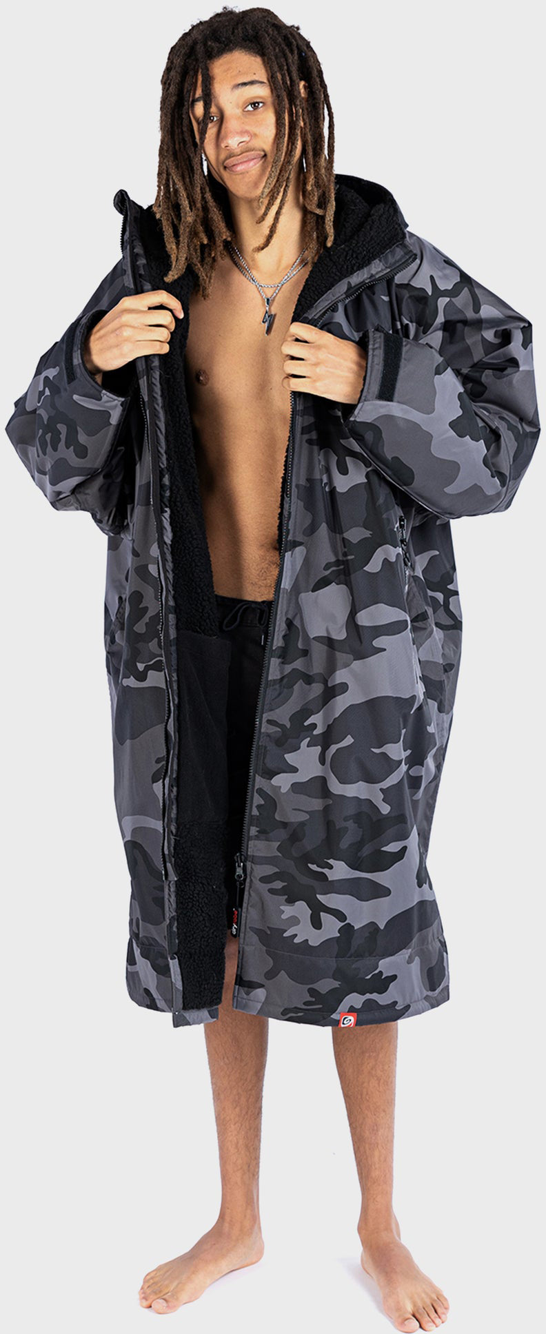 Dryrobe Advance Long Sleeve Changing Robe for Adults - Waterproof & Warm Outdoor Changing Robe for Surfing, Swimming, Camping & Beach Activities
