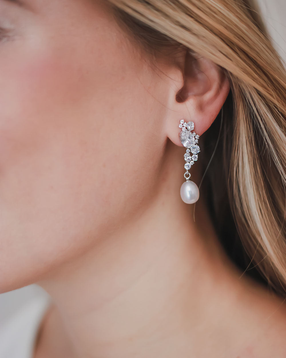 Elegant Tate Pearl & CZ Stud Earrings for Women - Luxury Cubic Zirconia & Pearl Jewelry Gift for Bridal, Party & Special Occasions