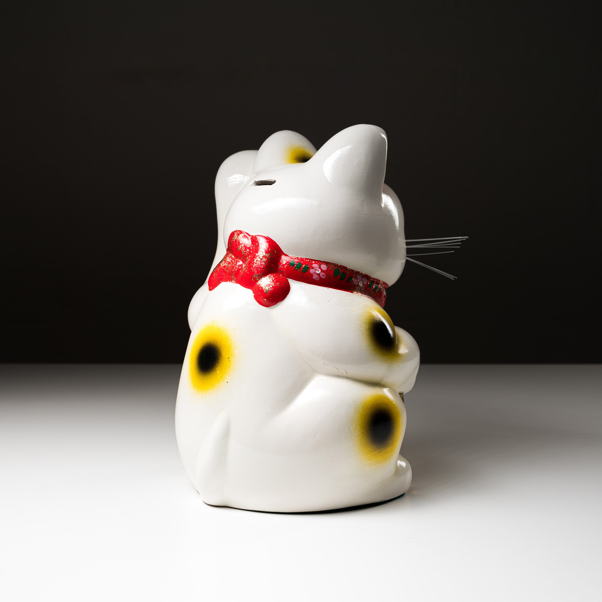 Tokoname Ware Lucky Cat Ornament - 33cm Left Hand Waving Maneki Neko for Home Decor, Office & Gift | Japanese Fortune Cat Figurine for Good Luck & Prosperity