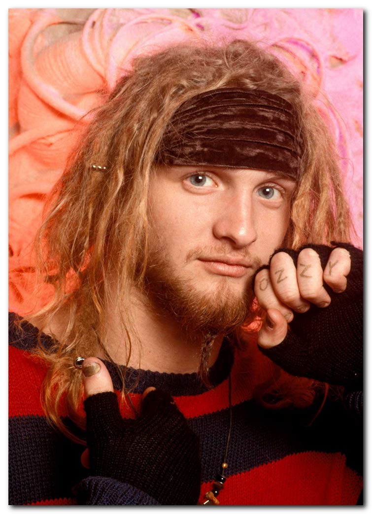 Layne Staley Poster Wall Art (13x19 Inches) - Ready to Frame Grunge Rock Decor for Living Room, Bedroom, Office, Dorm, Music Studio & Man Cave - Perfect Gift for Alice in Chains Fans