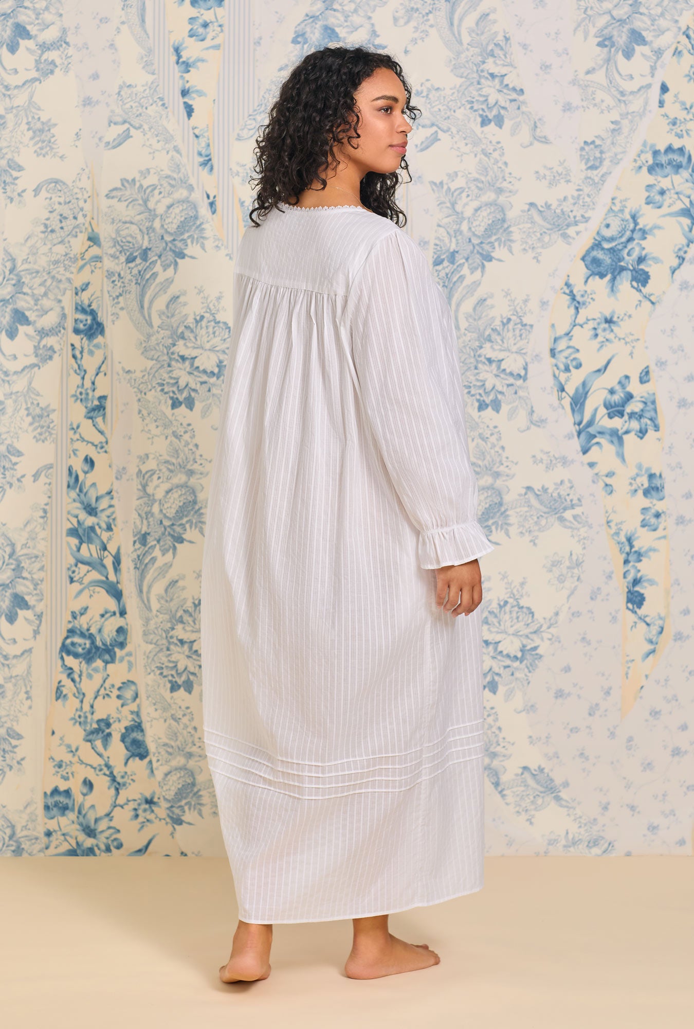 Stylish Dobby Stripe Button Front Robe - Soft Cotton Bathrobe for Women & Men - Perfect for Spa, Lounge & Home Relaxation