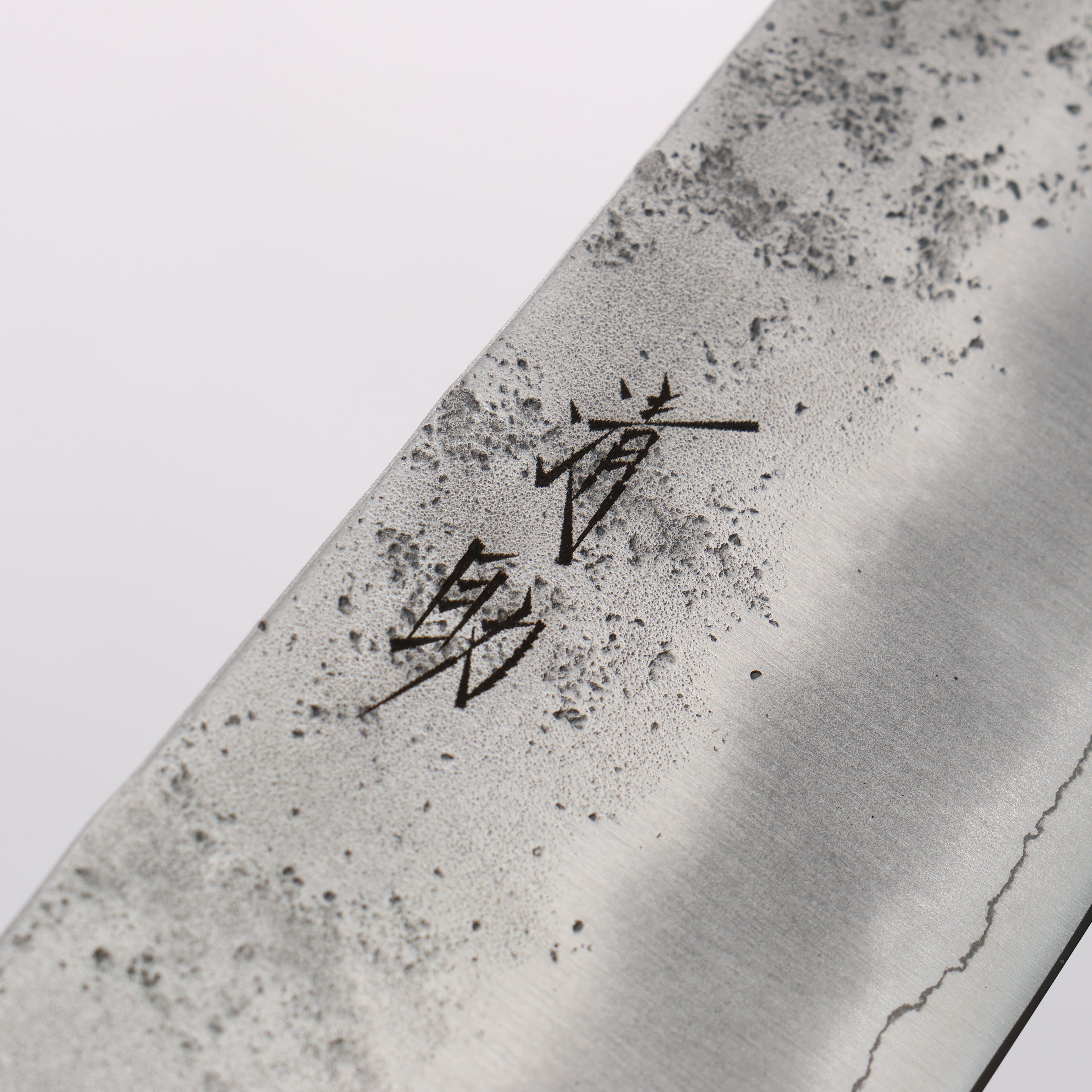 Premium Seisuke Budou Silver Steel No.3 Nashiji Santoku Knife 180mm with Purple Pakka Wood Handle - Japanese Chef Knife for Slicing, Dicing & Chopping Vegetables, Meat & Fish