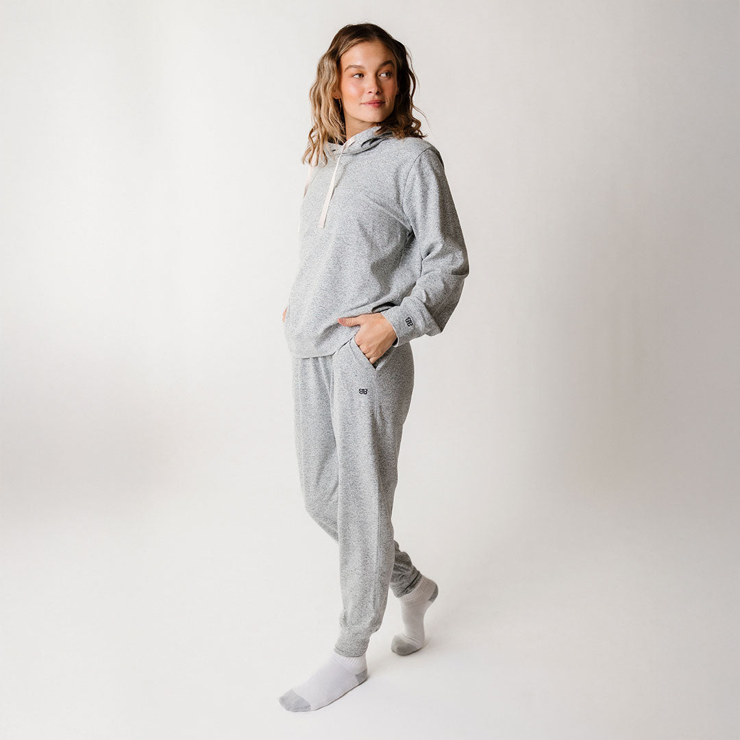 Best Carry On Joggers for Travel - Comfortable Heather Grey Sweatpants for Men & Women - Perfect for Airplane, Gym & Lounge Wear
