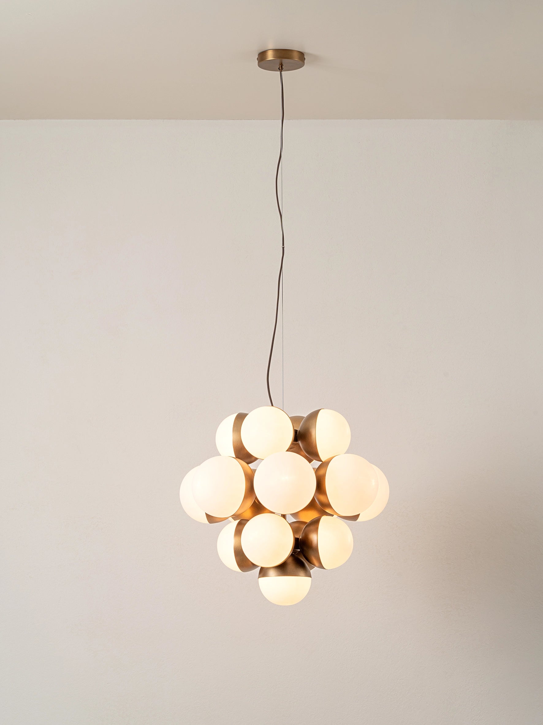 Rocio 16-Light Aged Brass and Opal Chandelier - Elegant Crystal Ceiling Light Fixture for Dining Room, Living Room & Bedroom