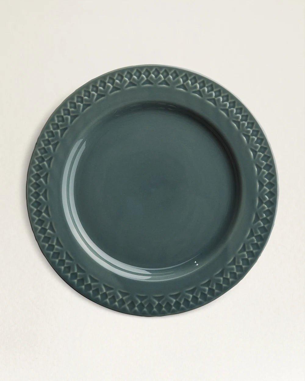 Elegant Debossed Salad Plates Set of 4 - Premium Porcelain Dinnerware for Fine Dining & Entertaining - Perfect for Weddings, Restaurants, and Special Occasions