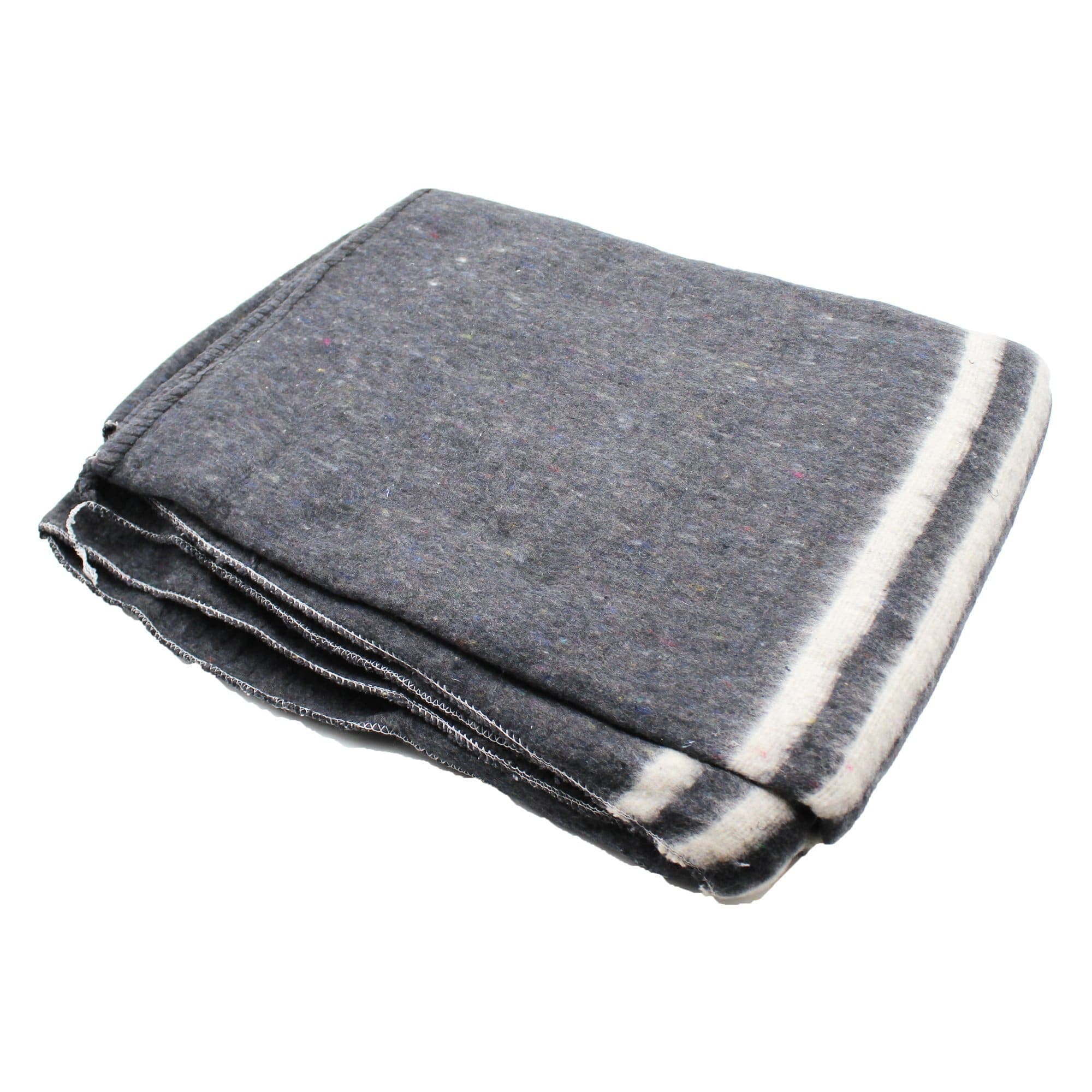 Soft Gray and White Cotton Blanket - Cozy Lightweight Bed Throw for Couch, Sofa & Travel - Machine Washable Home Decor Gift