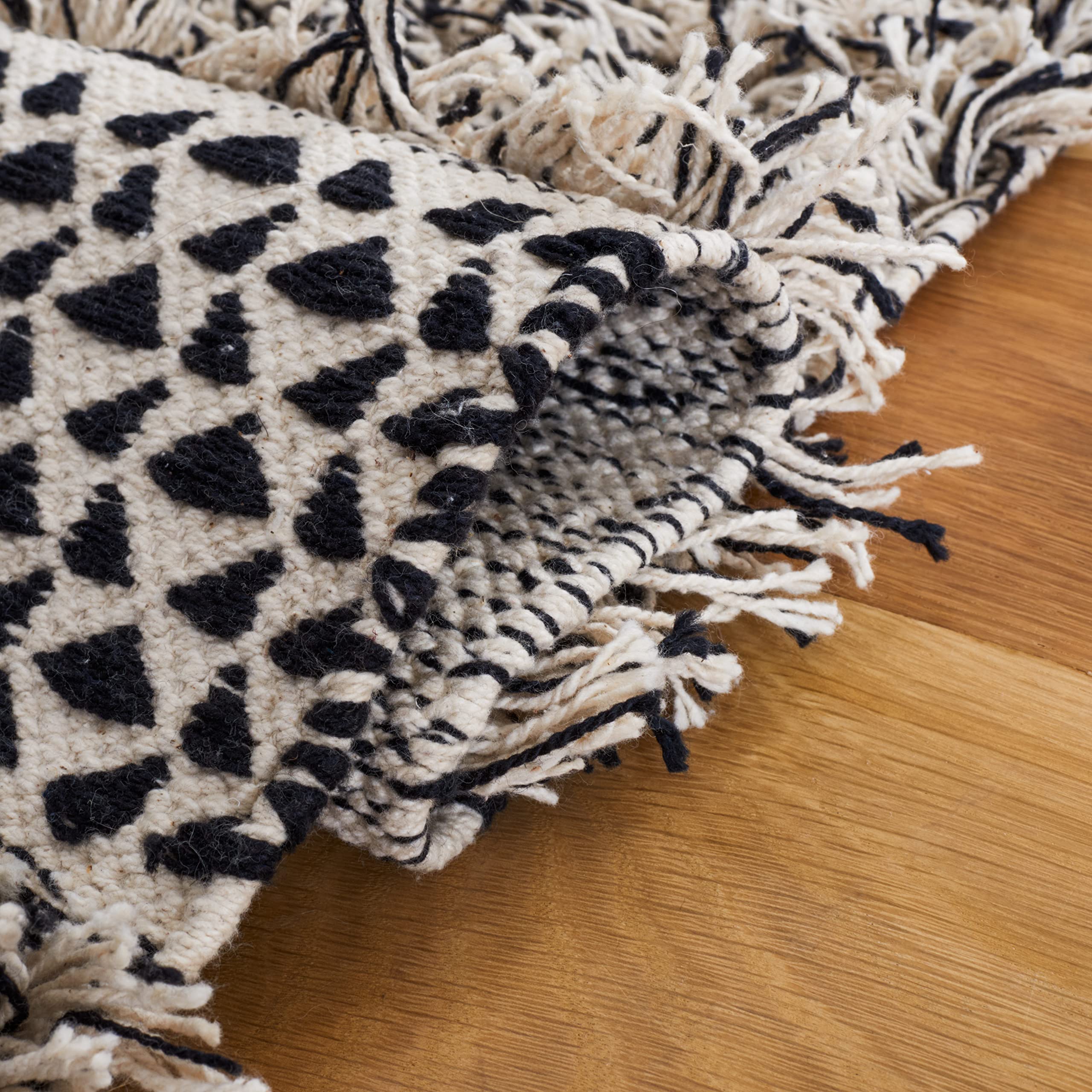 SAFAVIEH Natura Collection 6' Square Black Ivory Cotton Area Rug - Soft Flatweave for Living Room, Dining Room, Bedroom & Home Decor